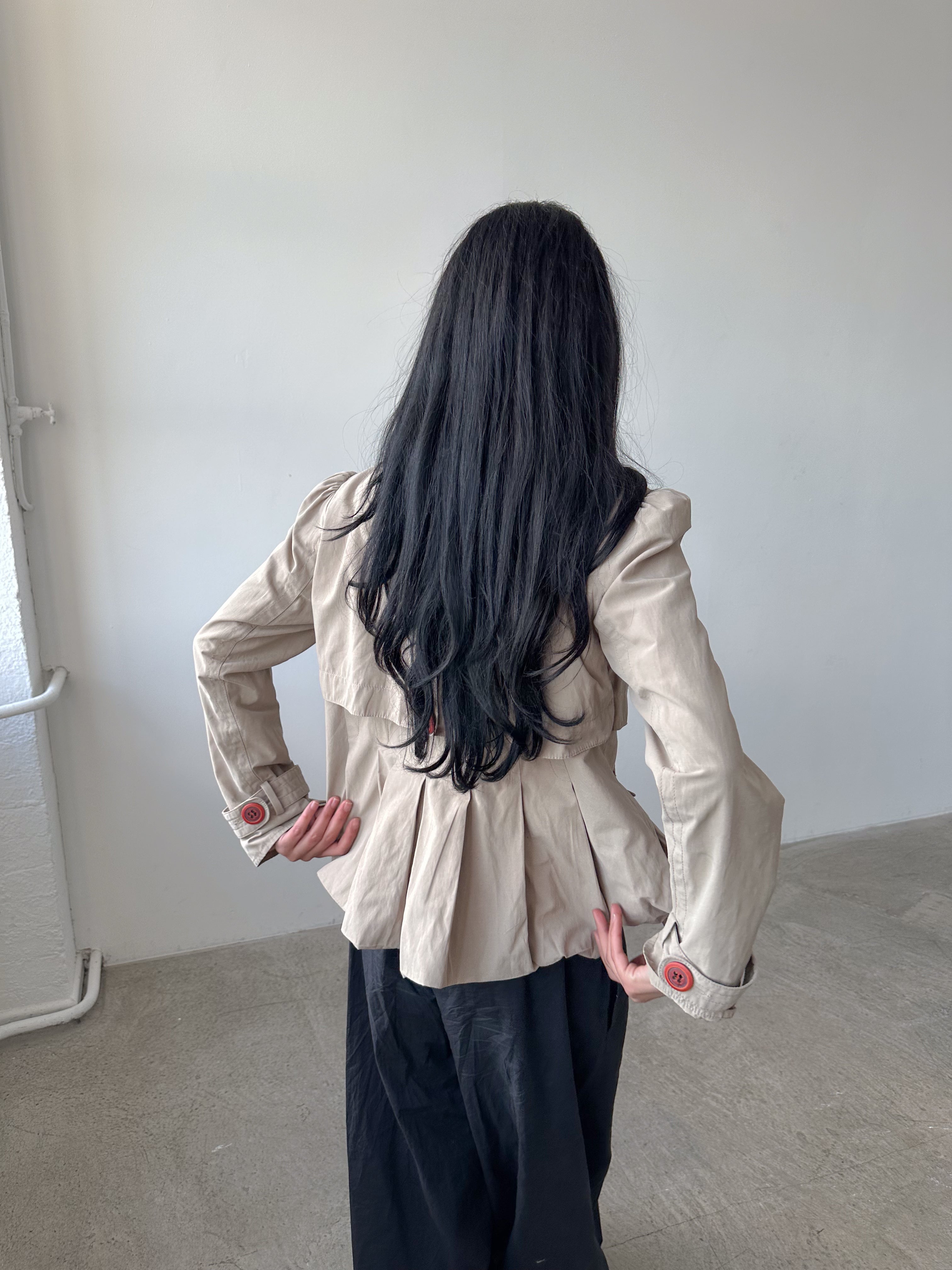 ruched short trench jacket / size s