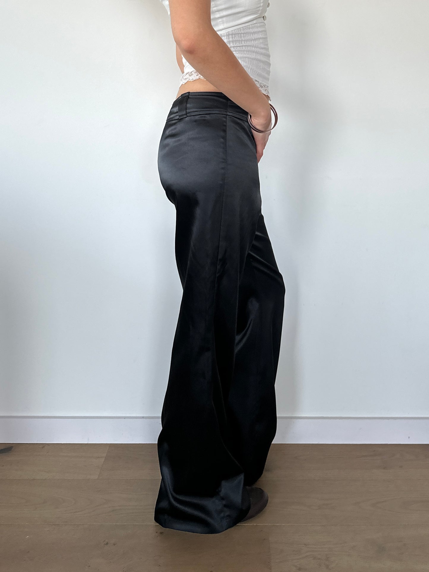 SATIN WIDE LEG TROUSERS ◦ SIZE S