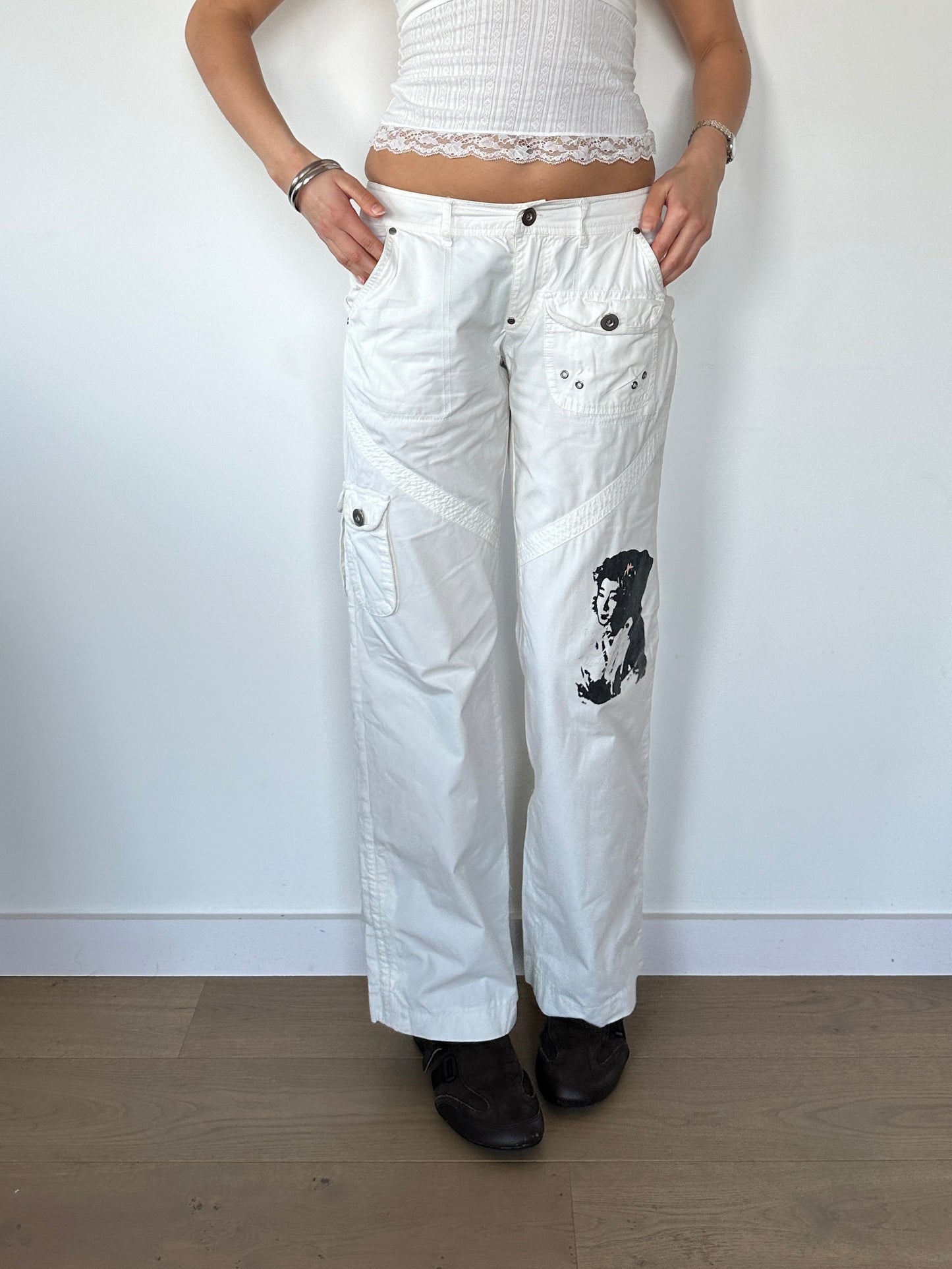 GRAPHIC BAGGY TROUSERS ◦ SIZE S