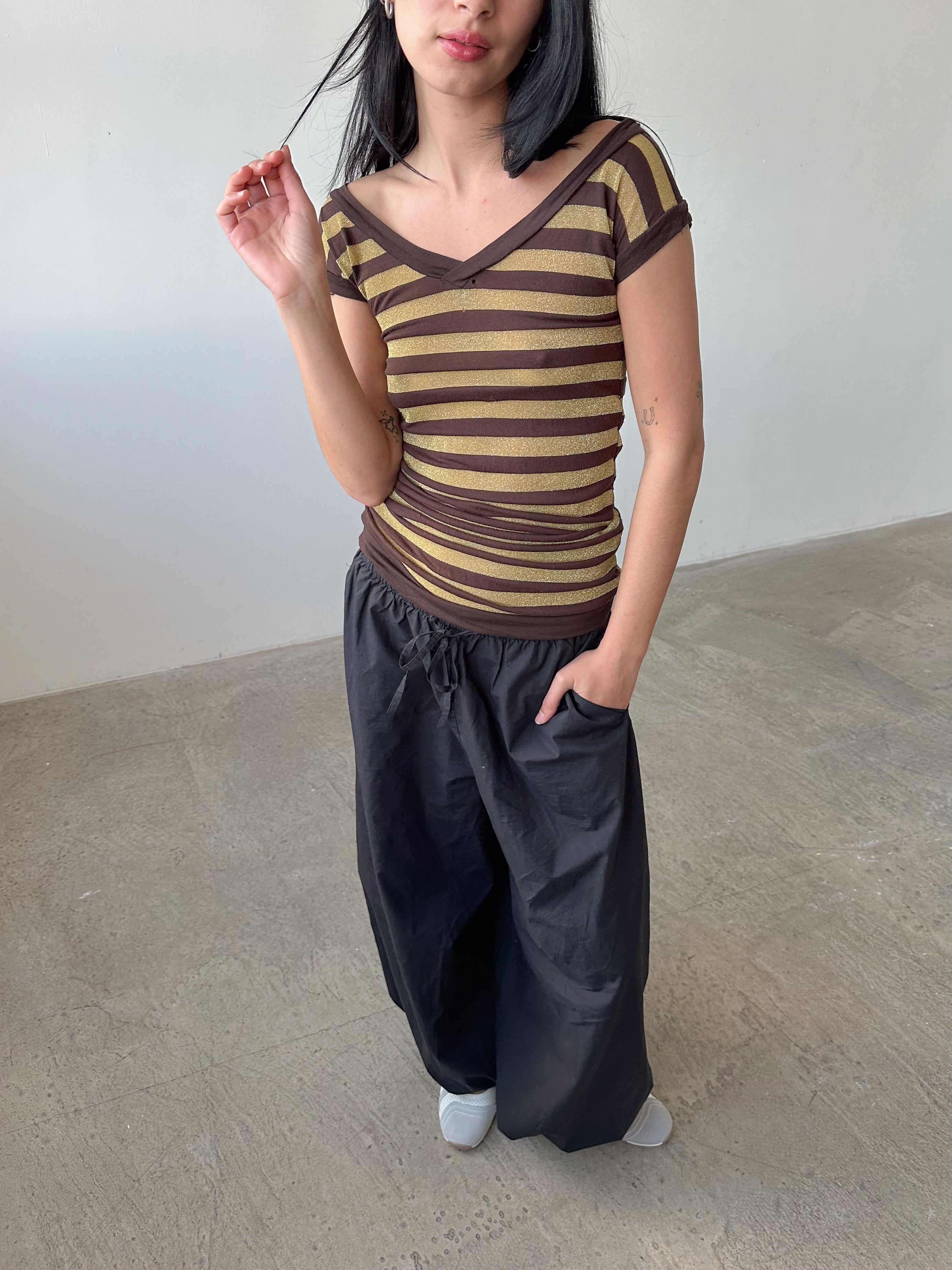 off shoulder stripe tee / size xs