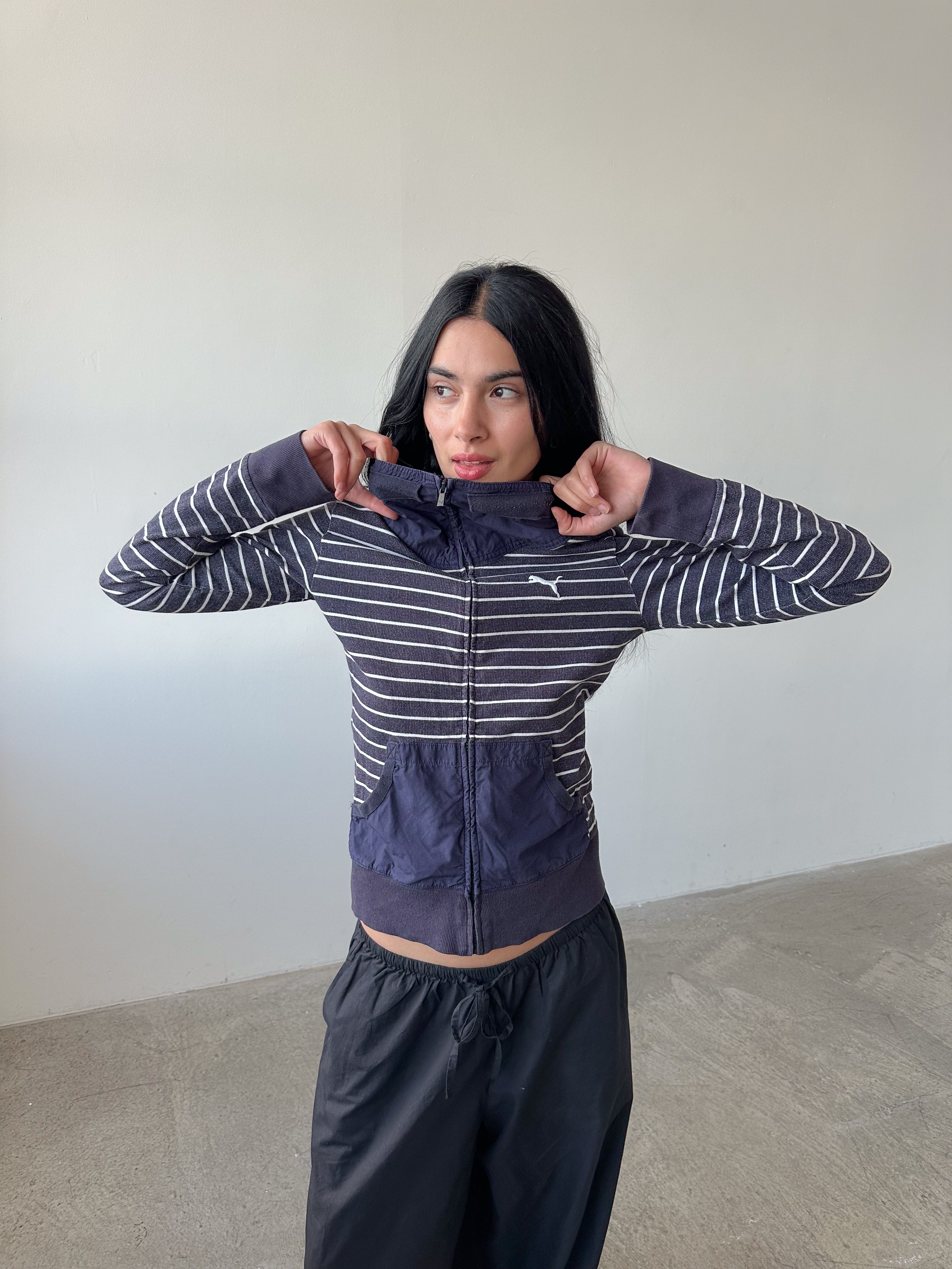 puma stripe track jacket / size s