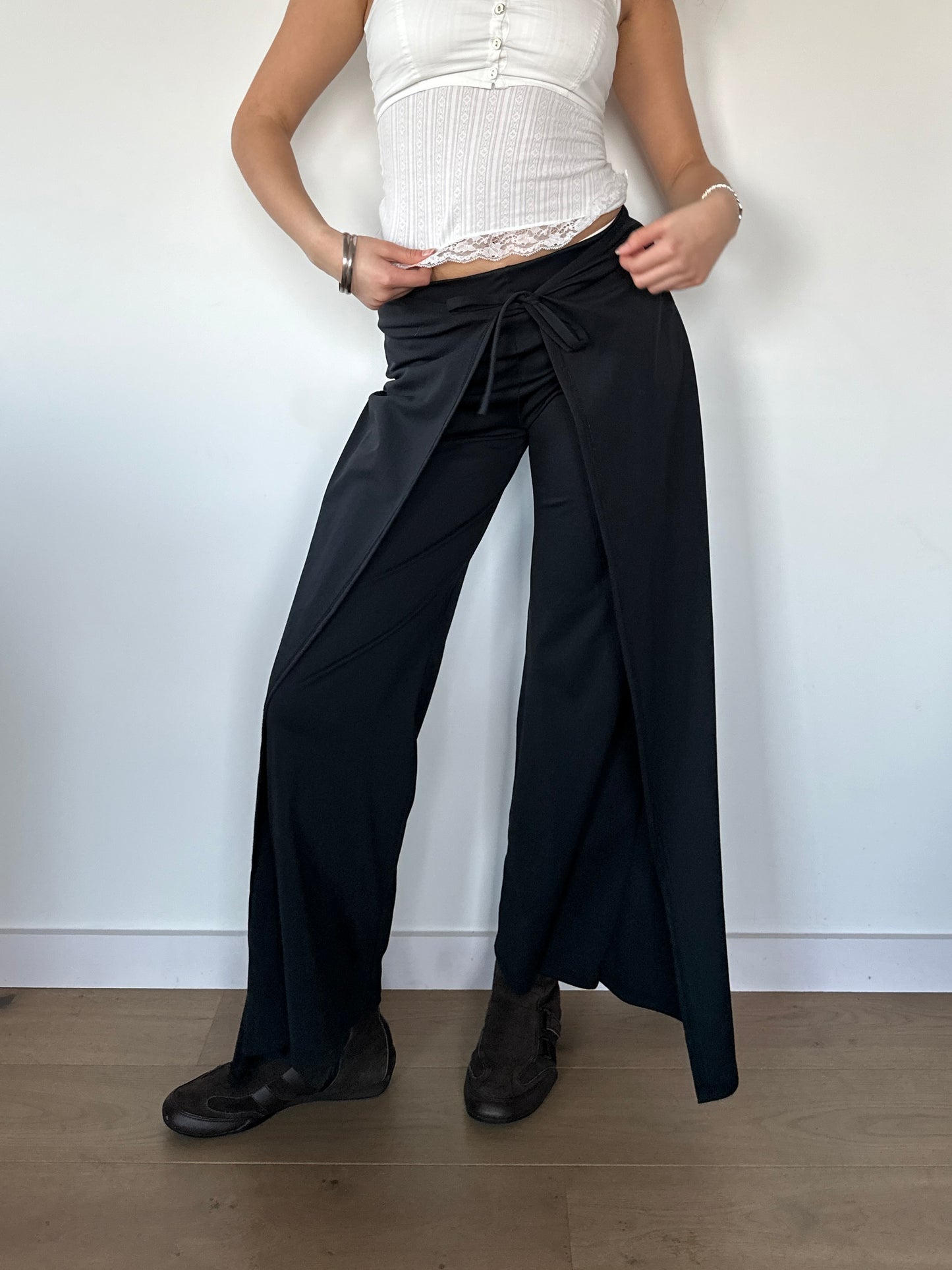 LAYERED SKIRT TROUSERS ◦ SIZE XS/S