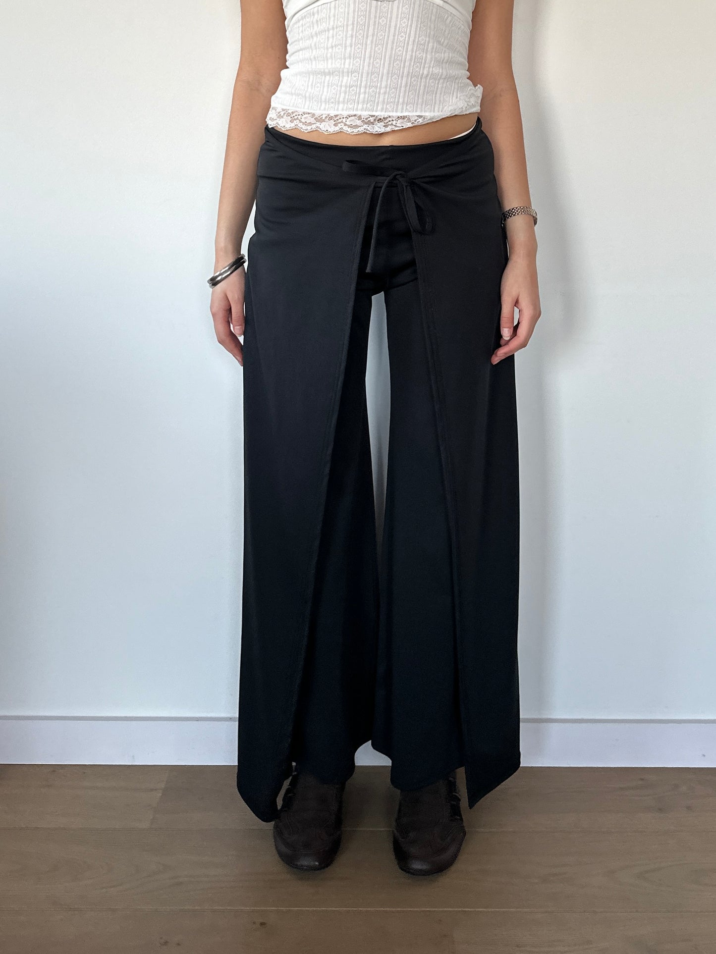 LAYERED SKIRT TROUSERS ◦ SIZE XS/S