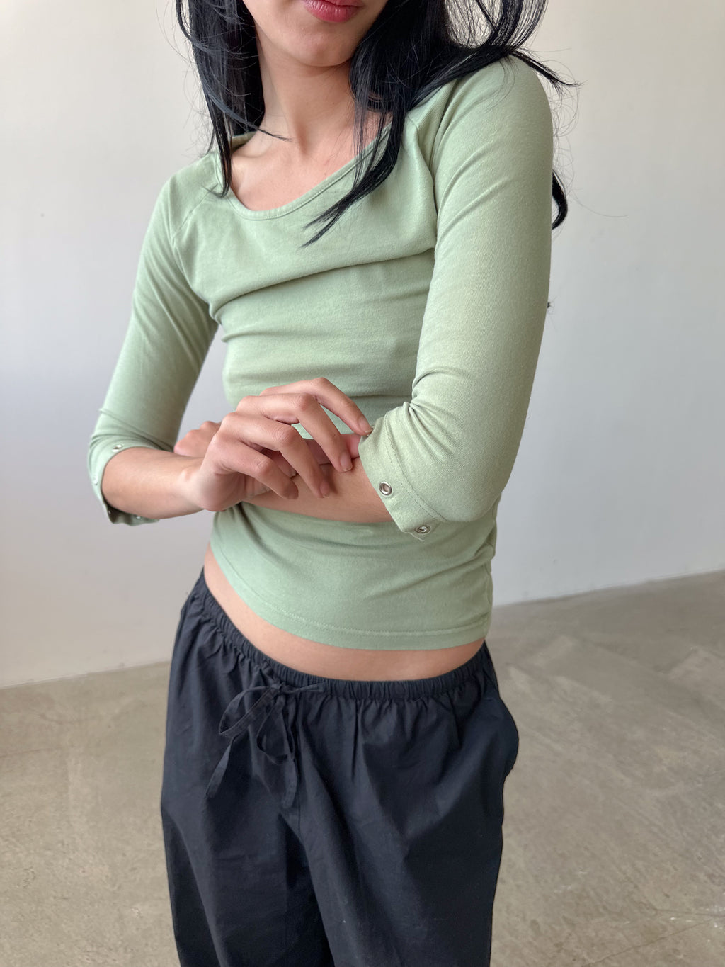 3/4 sleeve studded top / size xs-s