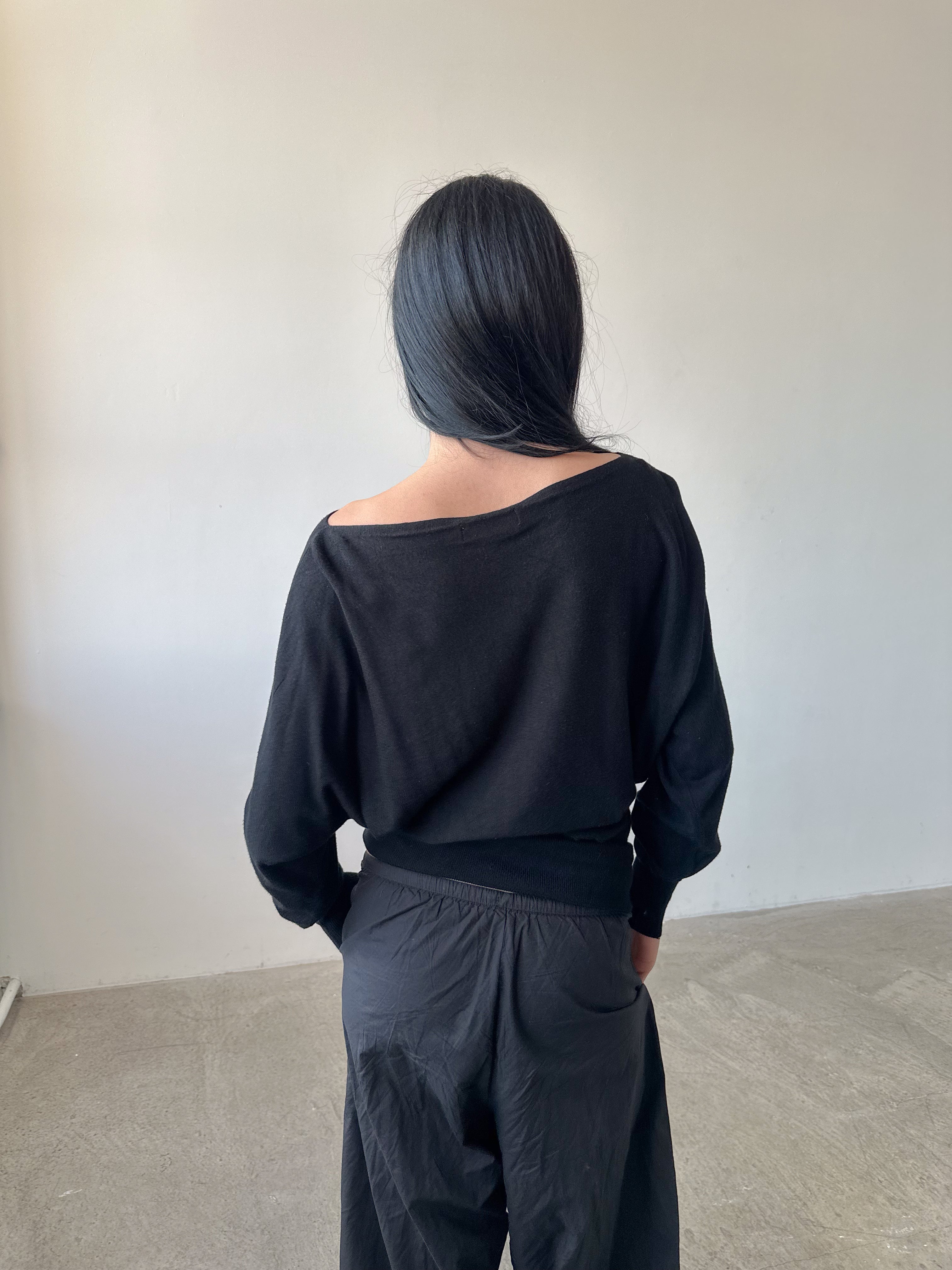 slouch batwing jumper / size s