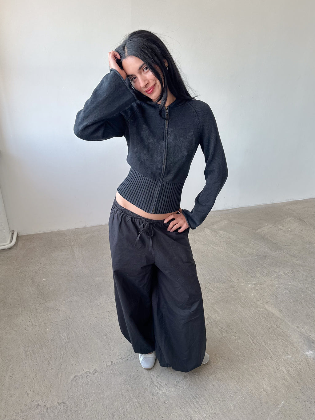 dkny knitted hoodie / size s