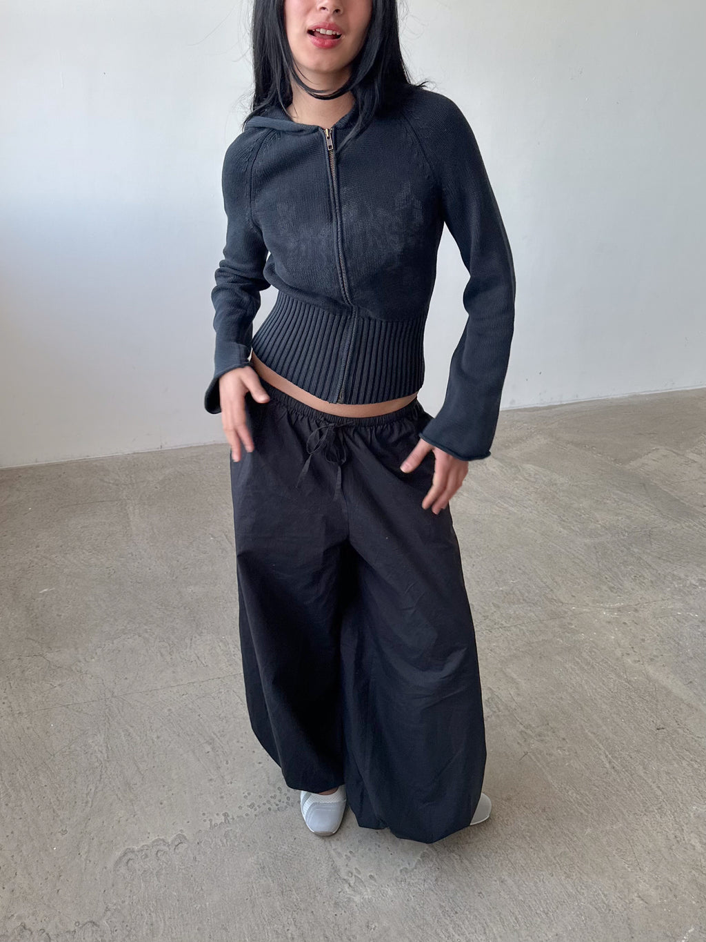 dkny knitted hoodie / size s
