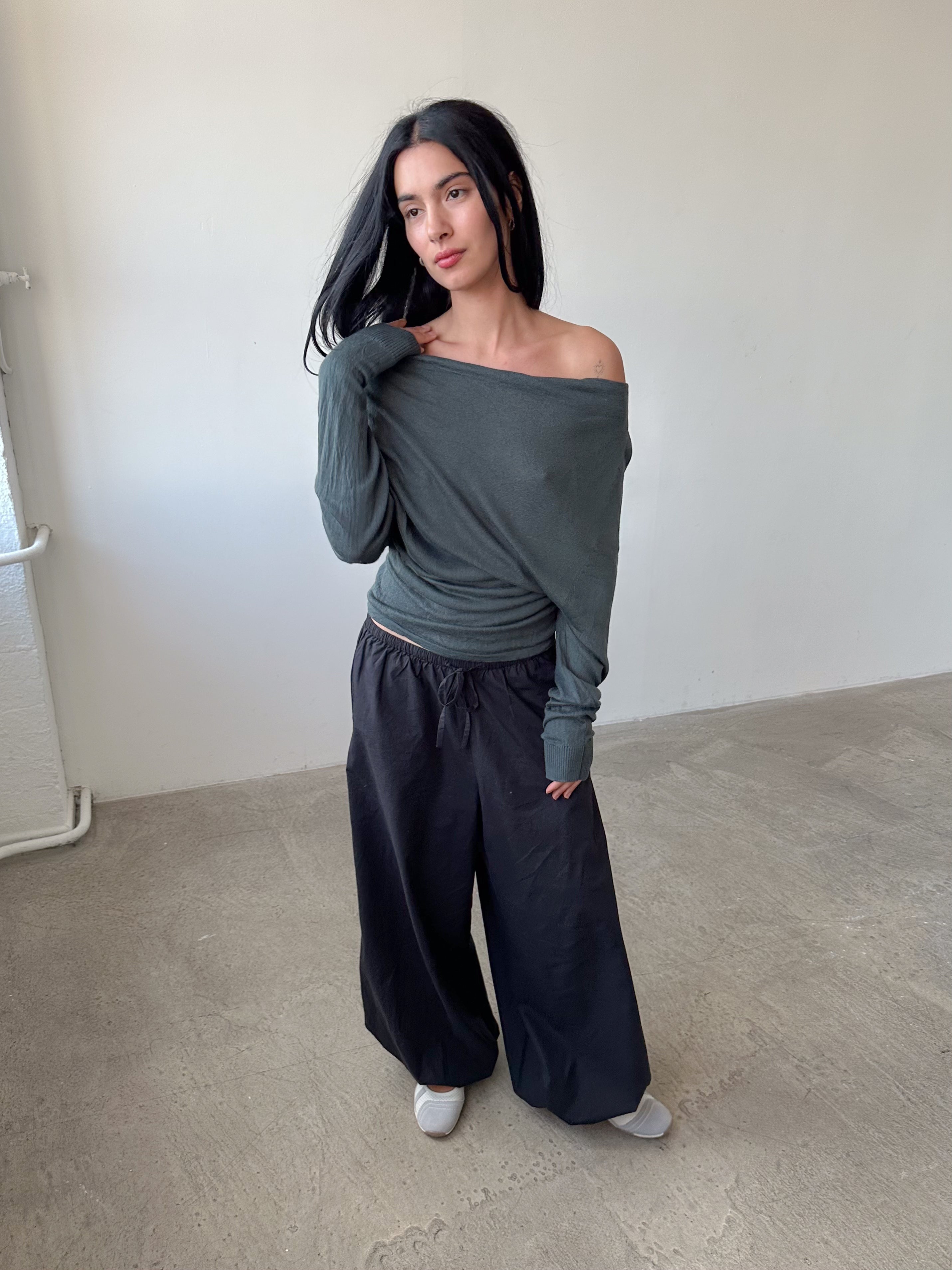 slouchy batwing jumper / size s