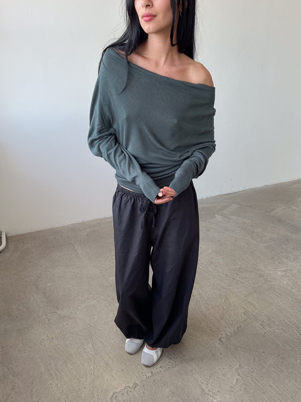 slouchy batwing jumper / size s