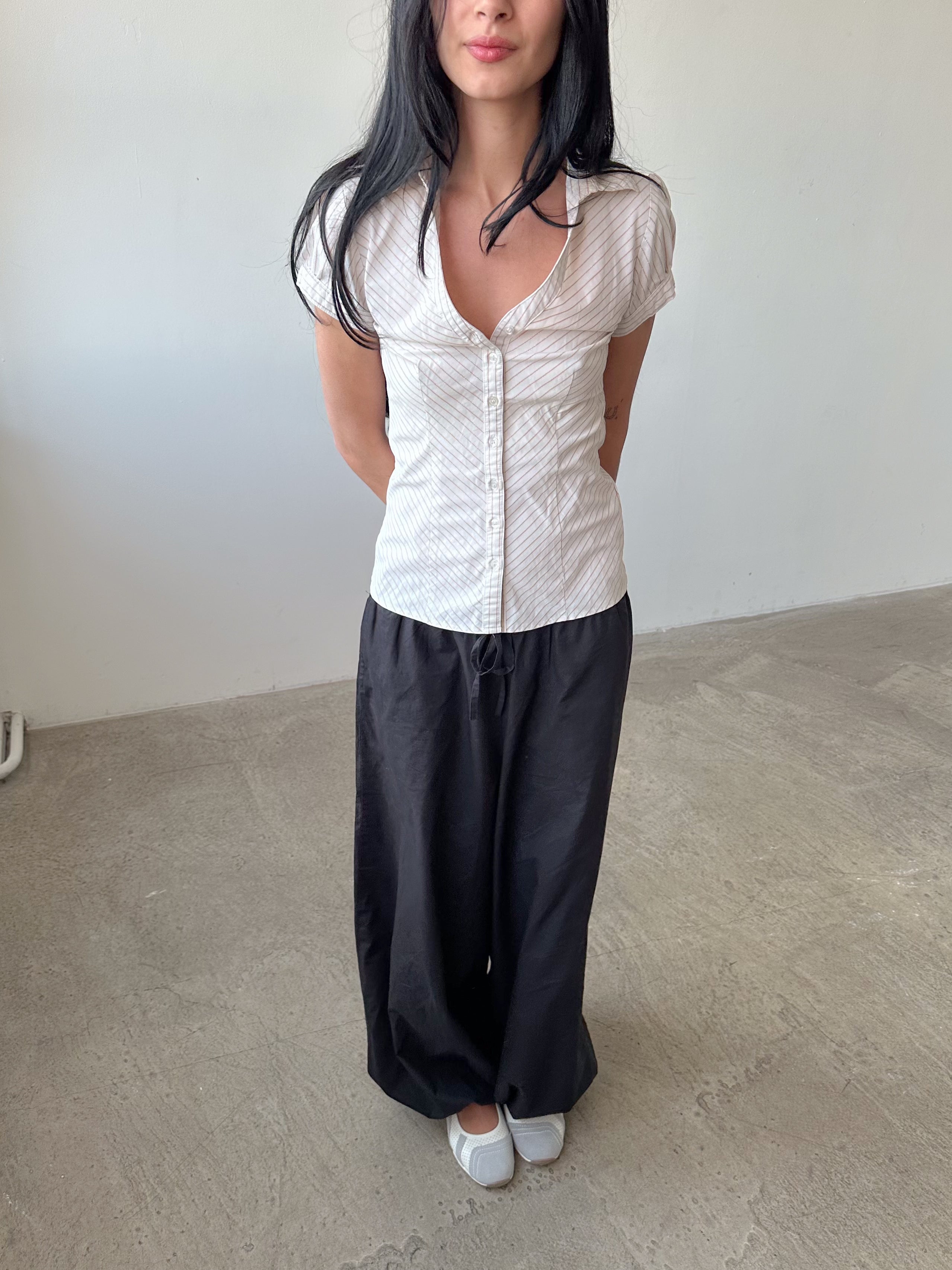 button up shirt / size xs-s