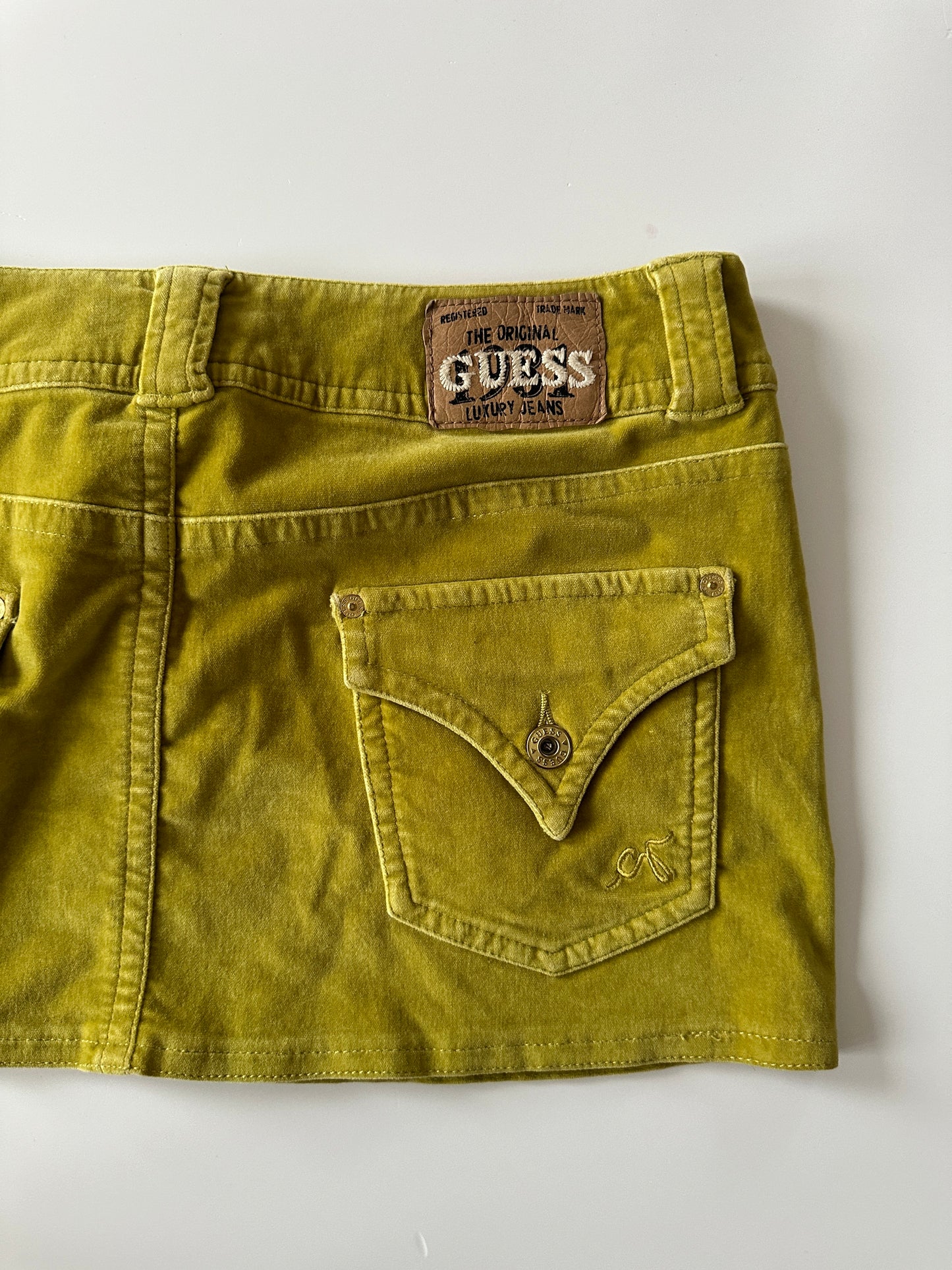 GUESS MINI SKIRT ◦ SIZE S