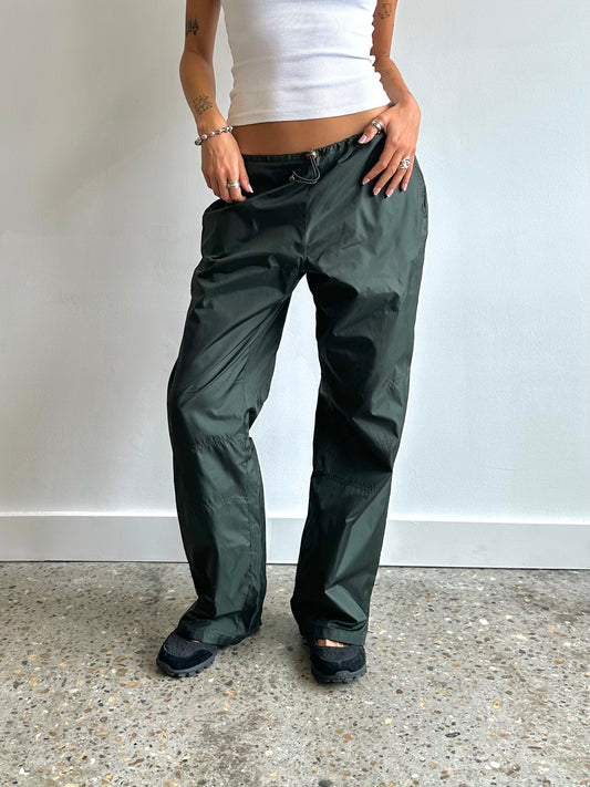 low rise nylon pants ⋆ size s