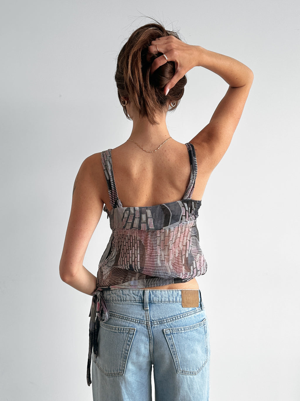 ARMANI JEANS top / size xs-s