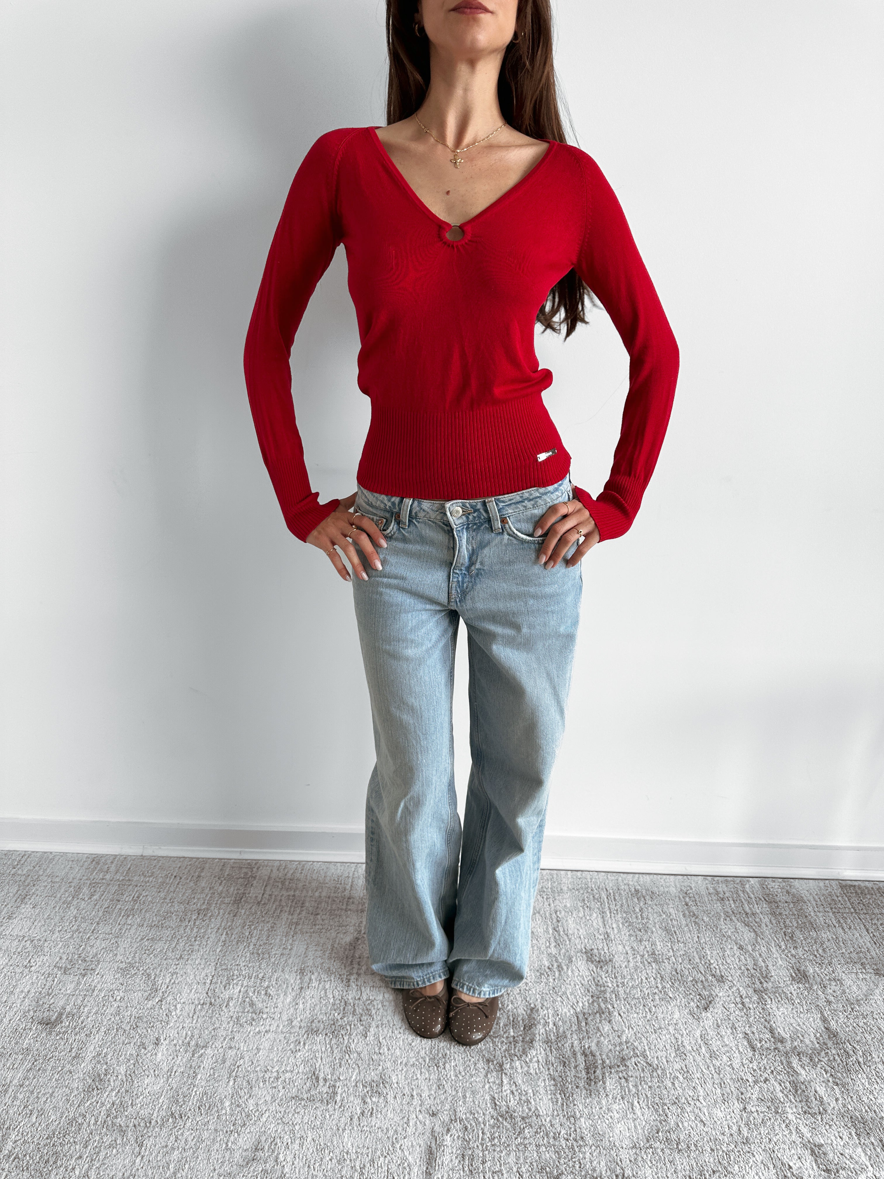o-ring v neck jumper / size xs-s