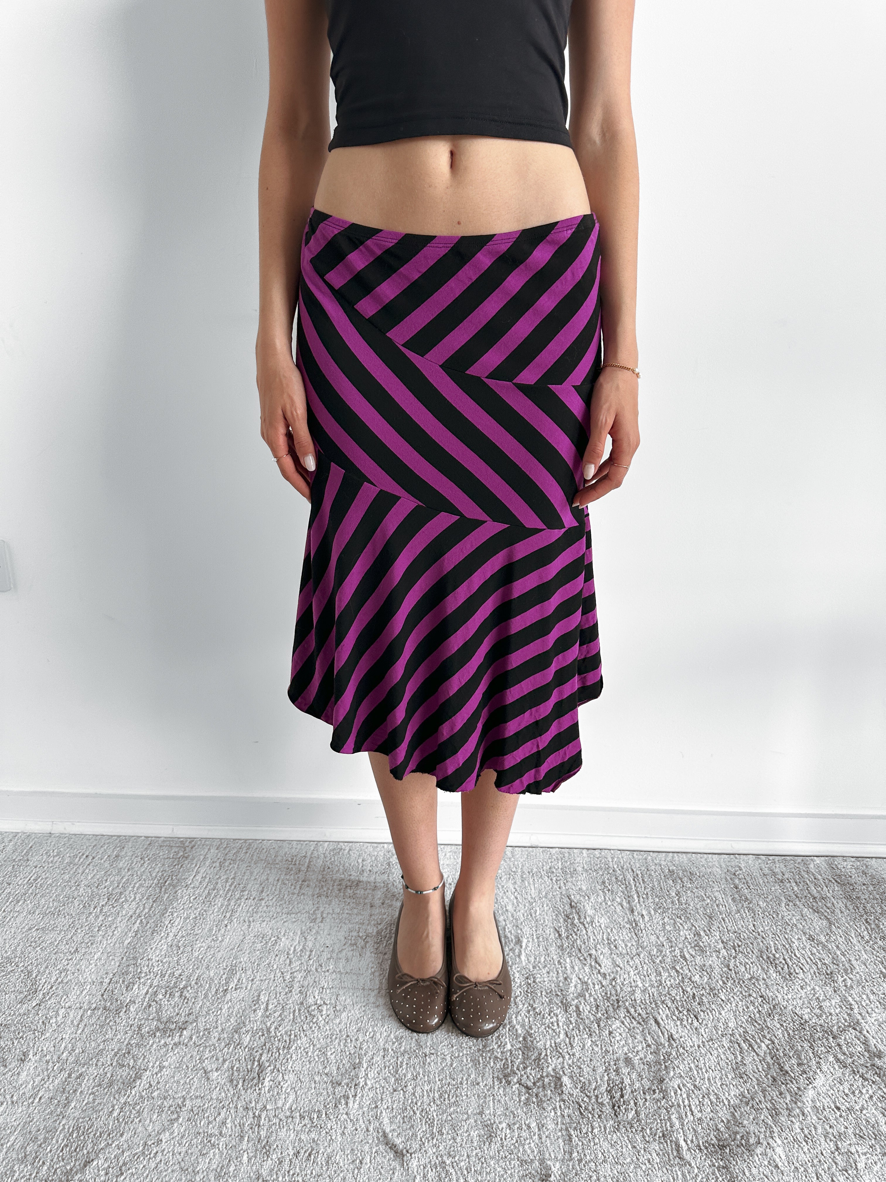 asymmetric stripe skirt / size s-m