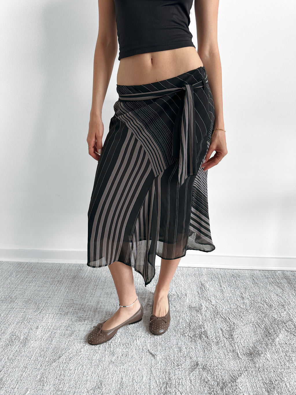 pinstripe skirt / size xs-s