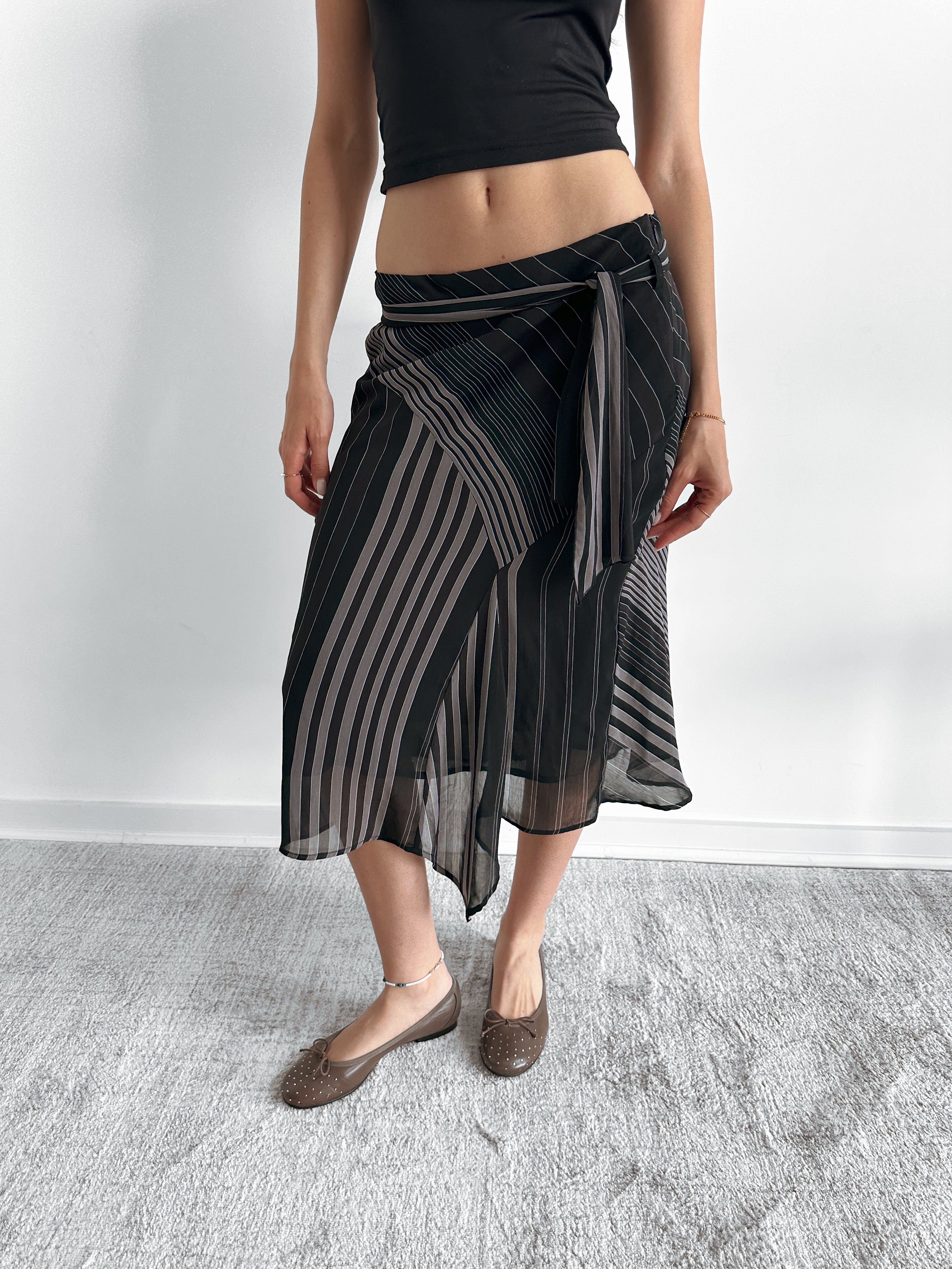 pinstripe skirt / size xs-s
