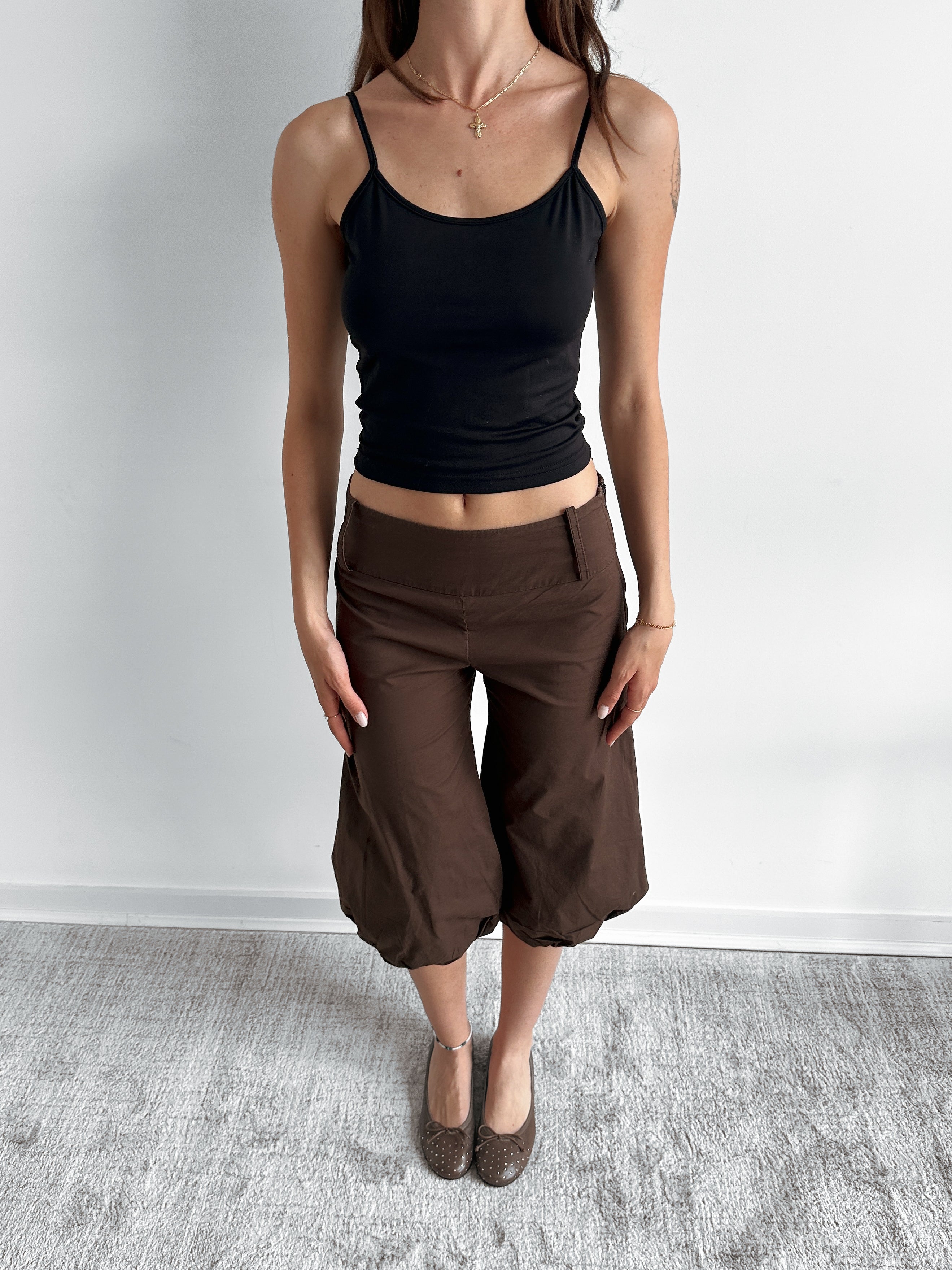brown balloon capris / size xs