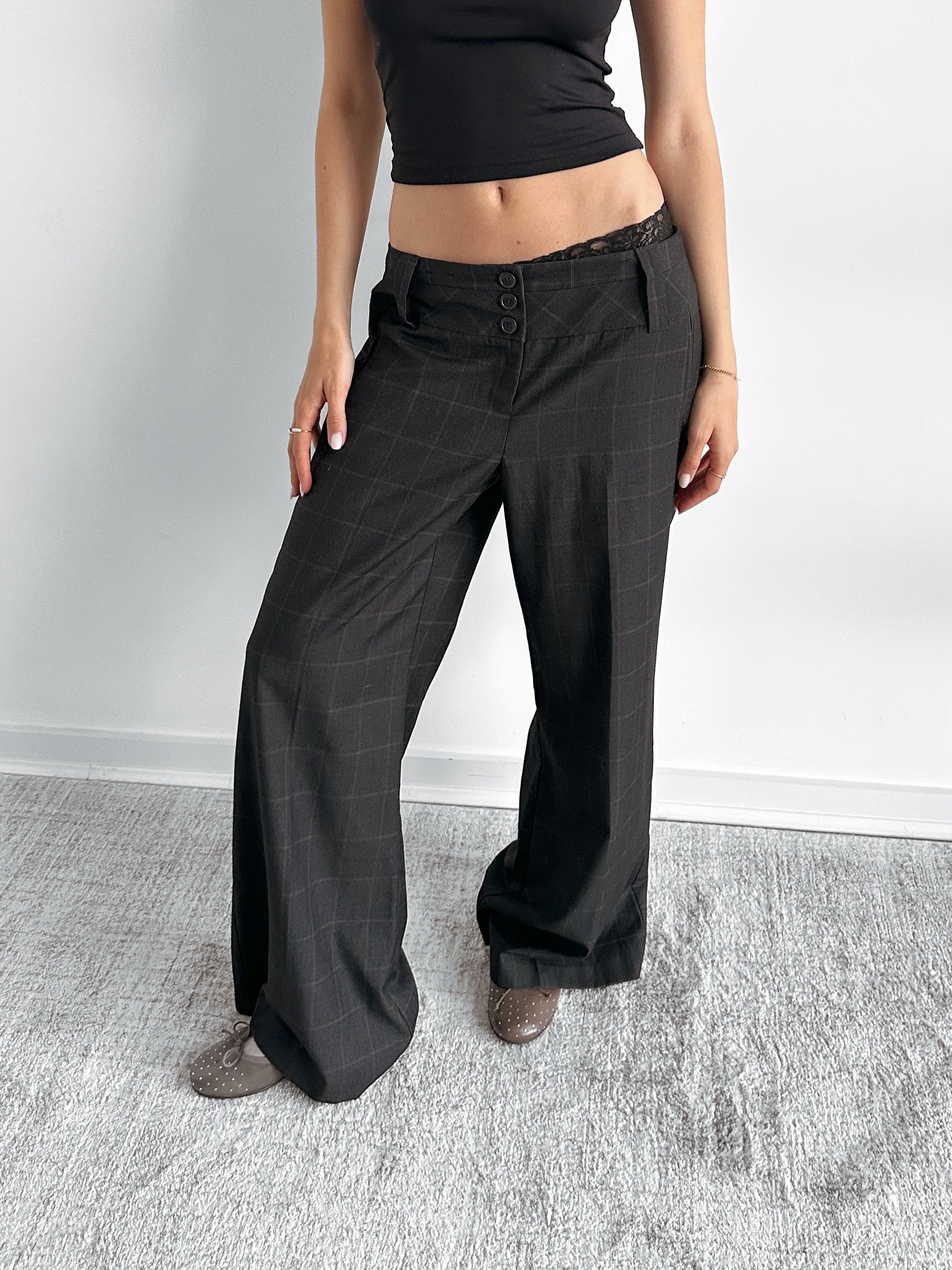 low rise pants / size m