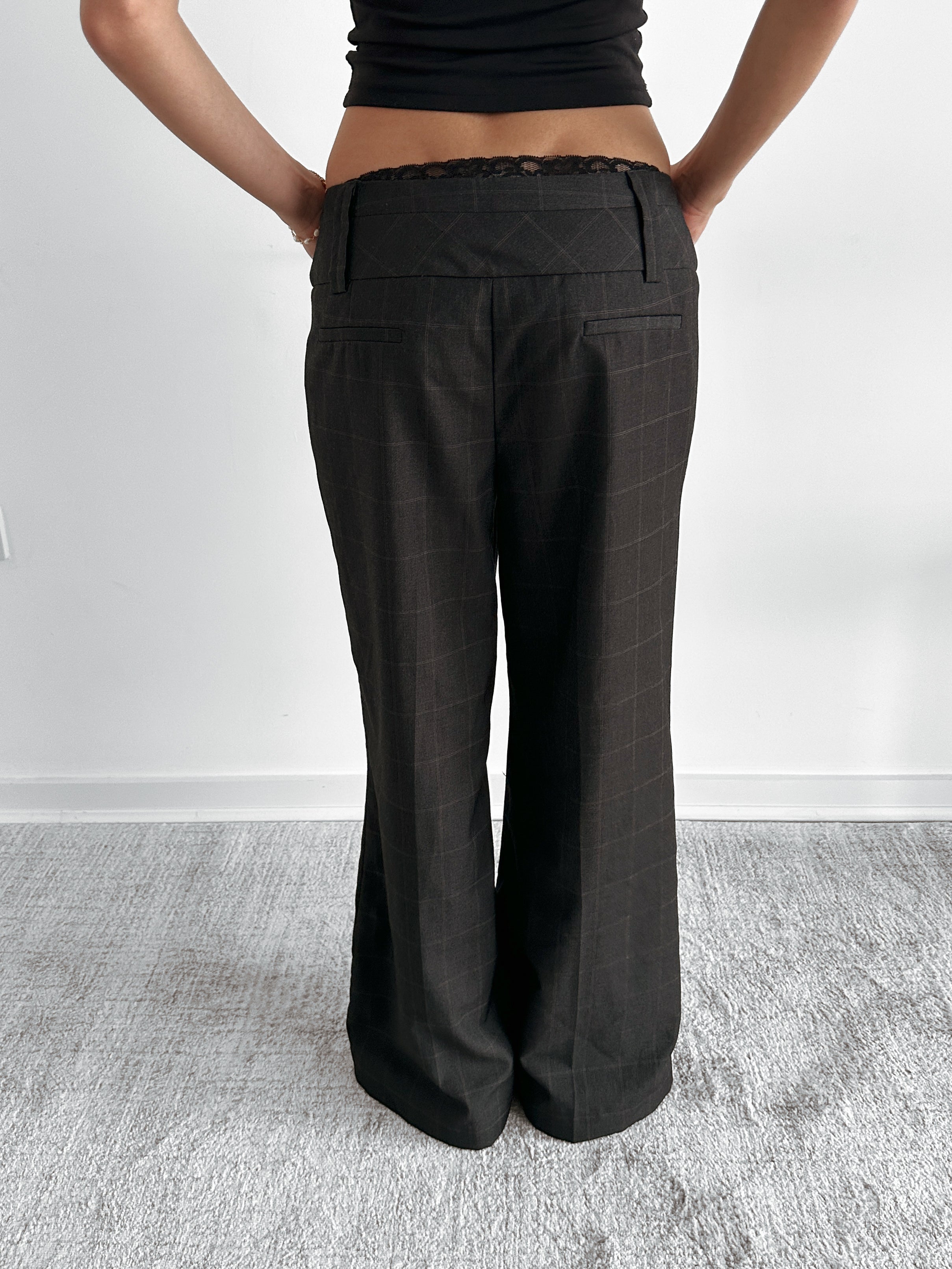 low rise pants / size m