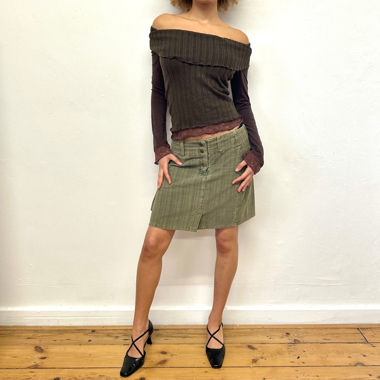 90'S MINI SKIRT - SIZE L