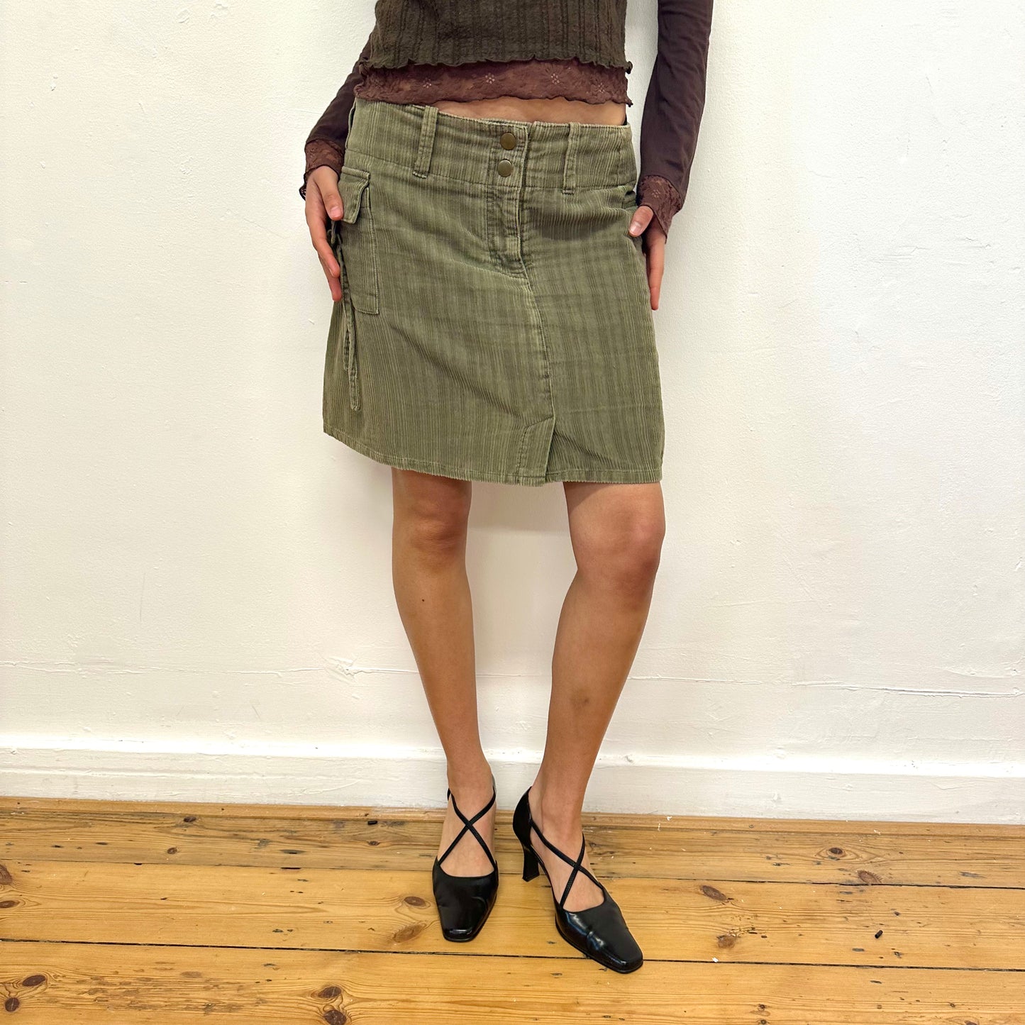 90'S MINI SKIRT - SIZE L