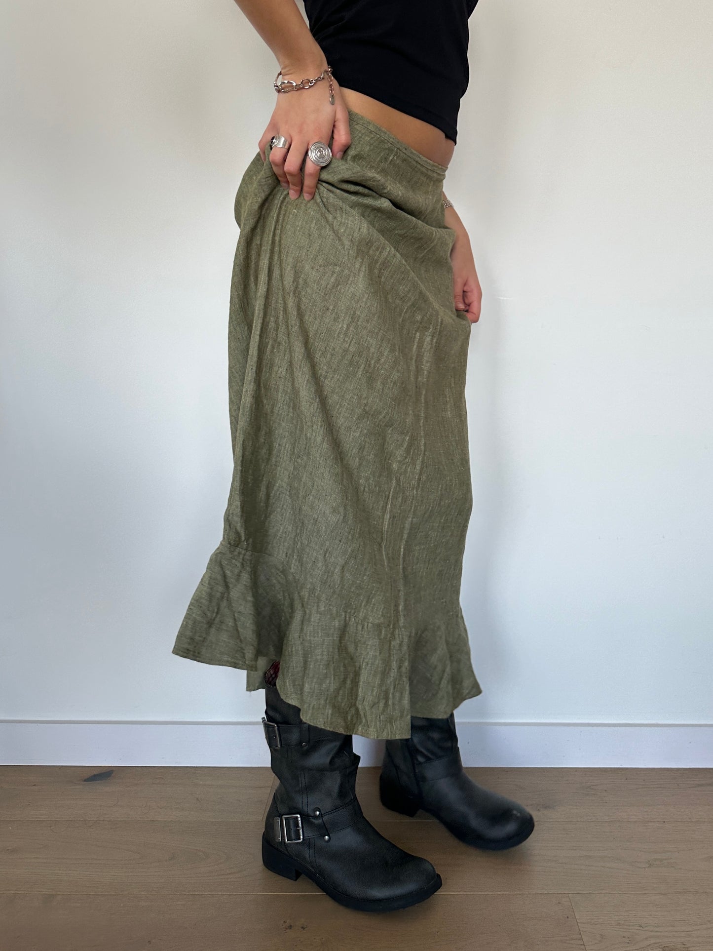 Khaki Linen Skirt · Size M/L