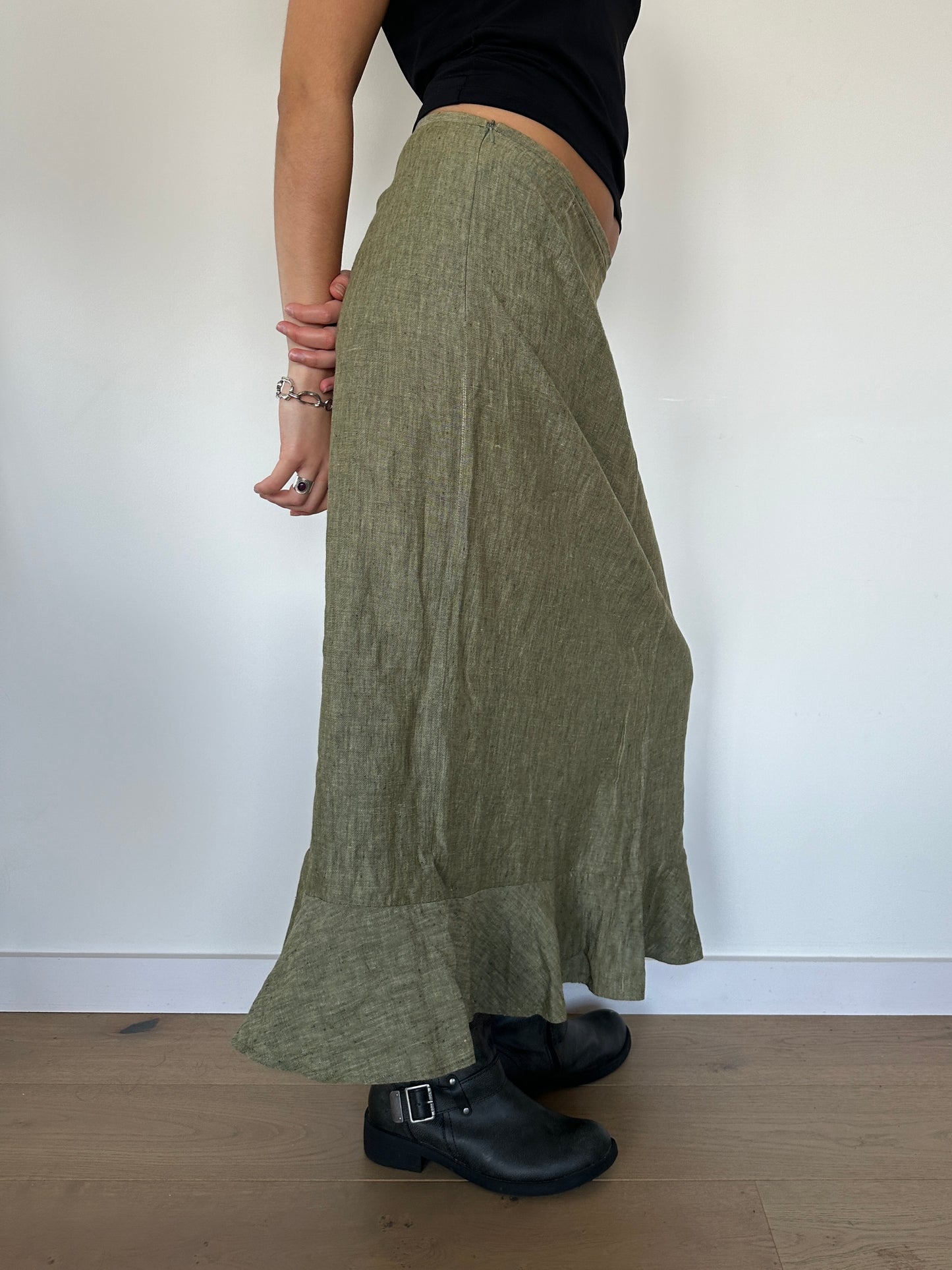 Khaki Linen Skirt · Size M/L