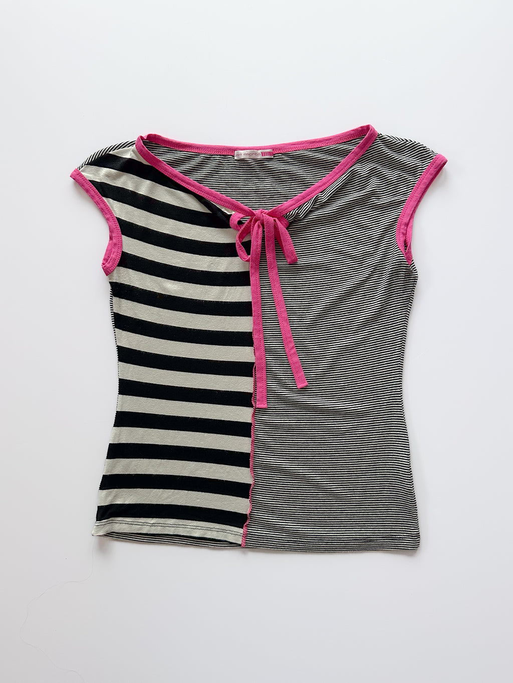 stripe tee / size small-medium