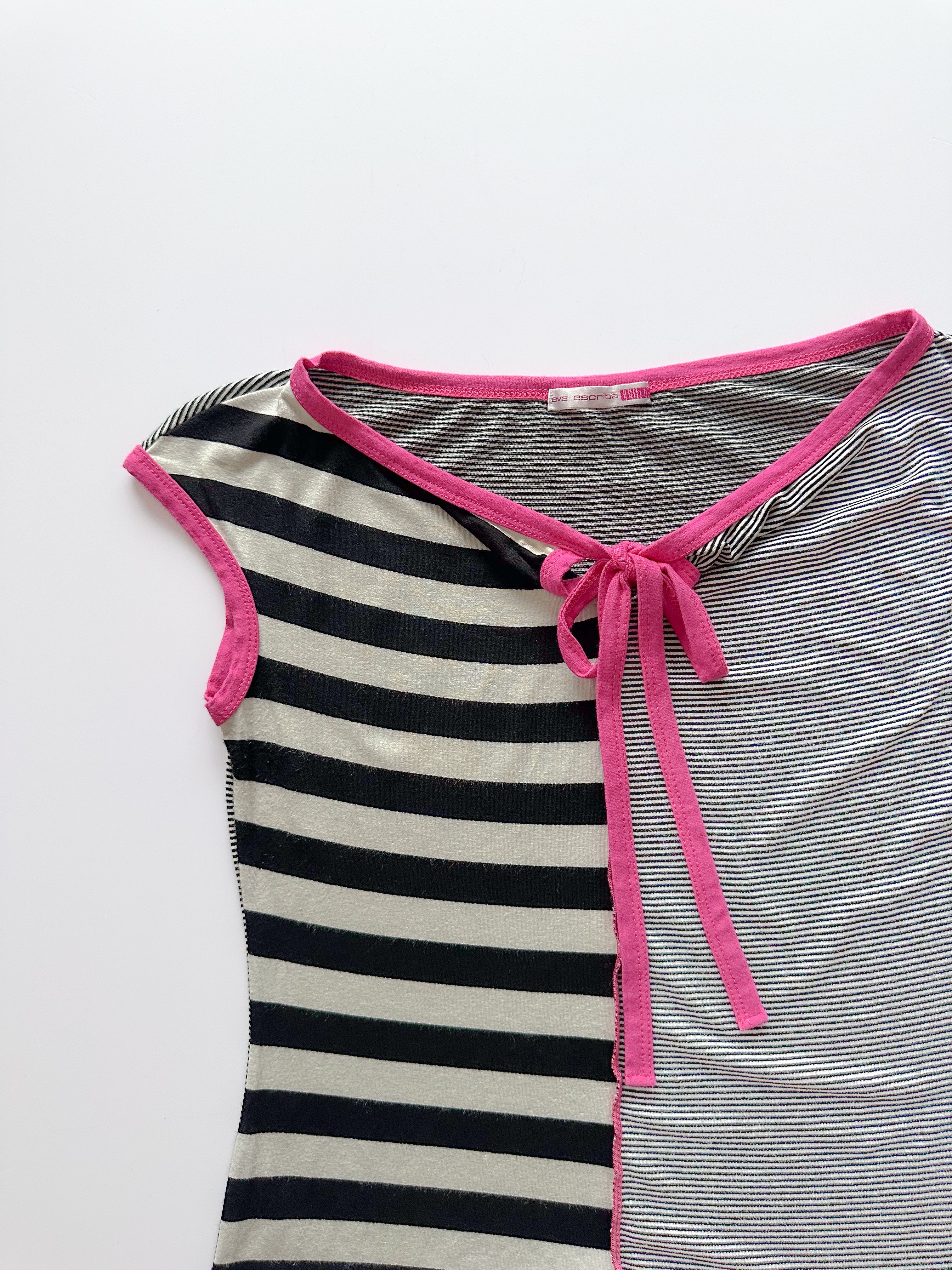 stripe tee / size small-medium