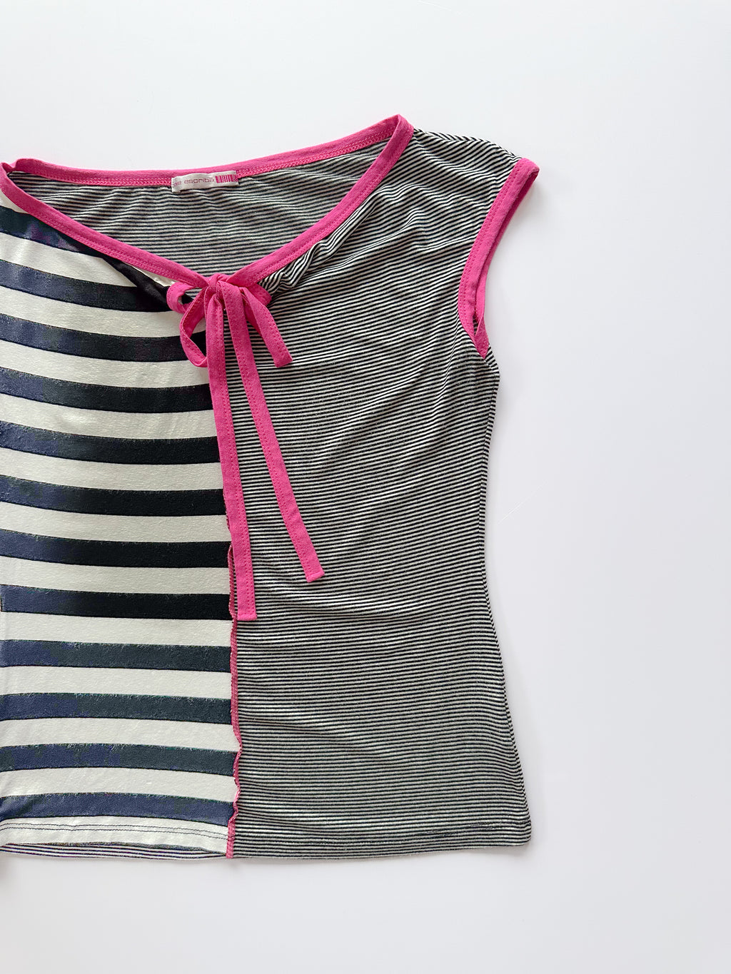 stripe tee / size small-medium