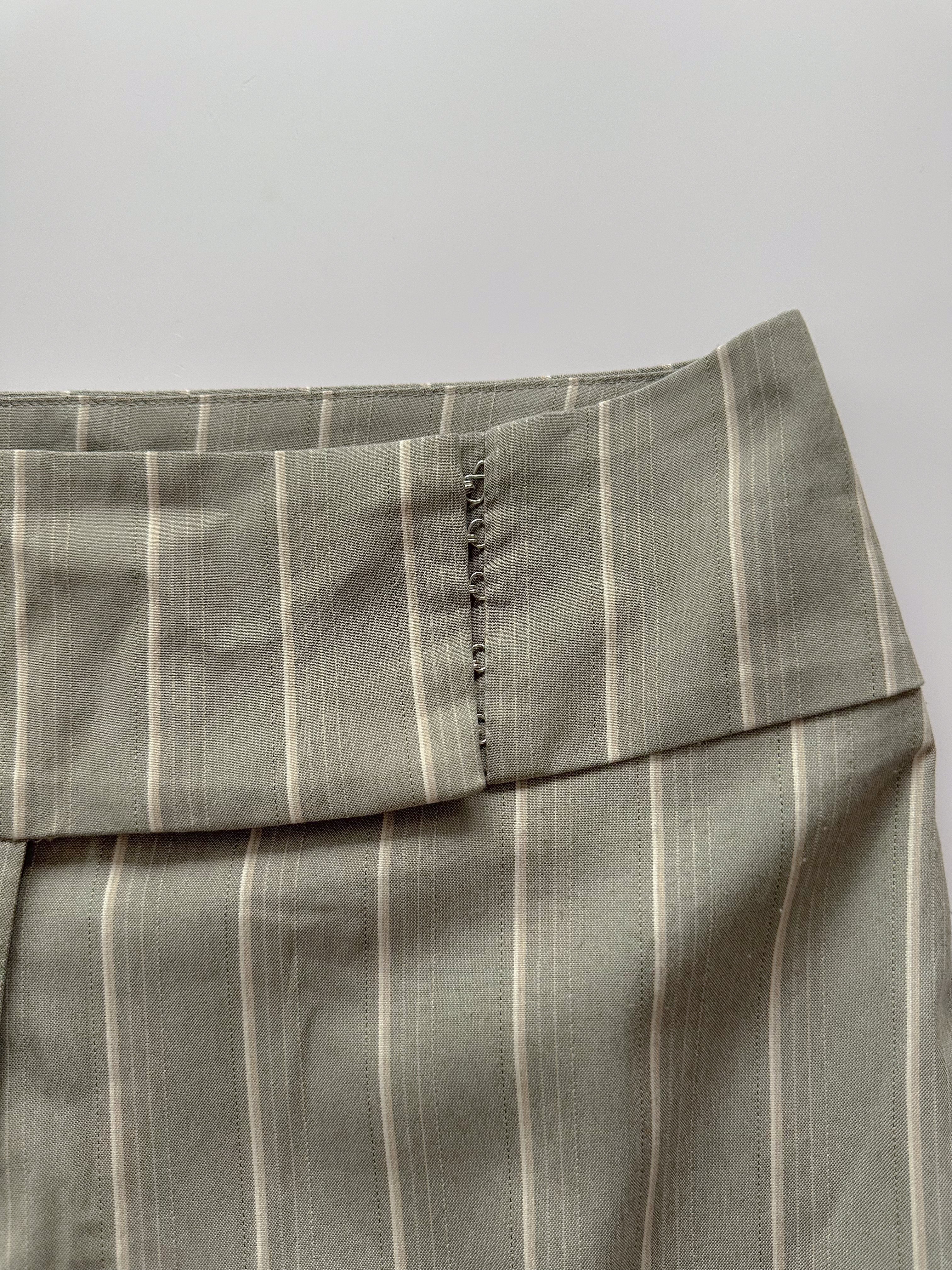 hook-eye pinstripe pants / size small