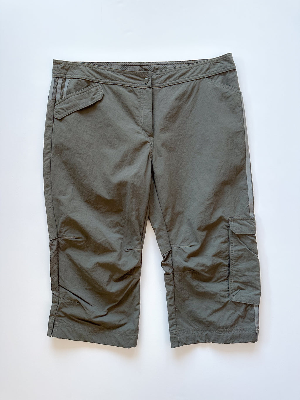 adidas capri pants / size medium