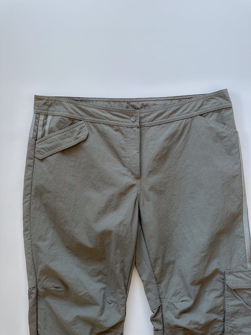 adidas capri pants / size medium