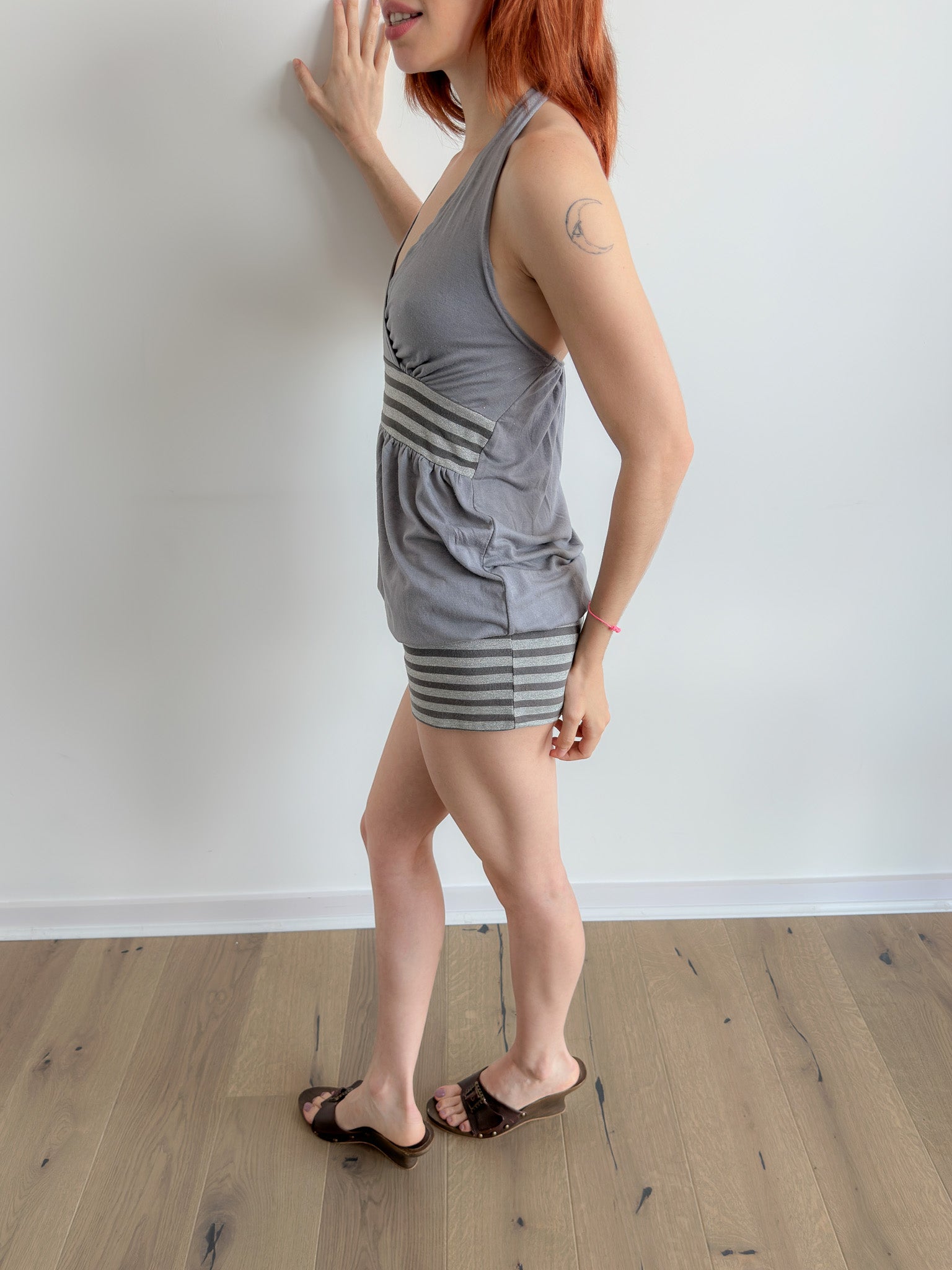halter neck top / size s
