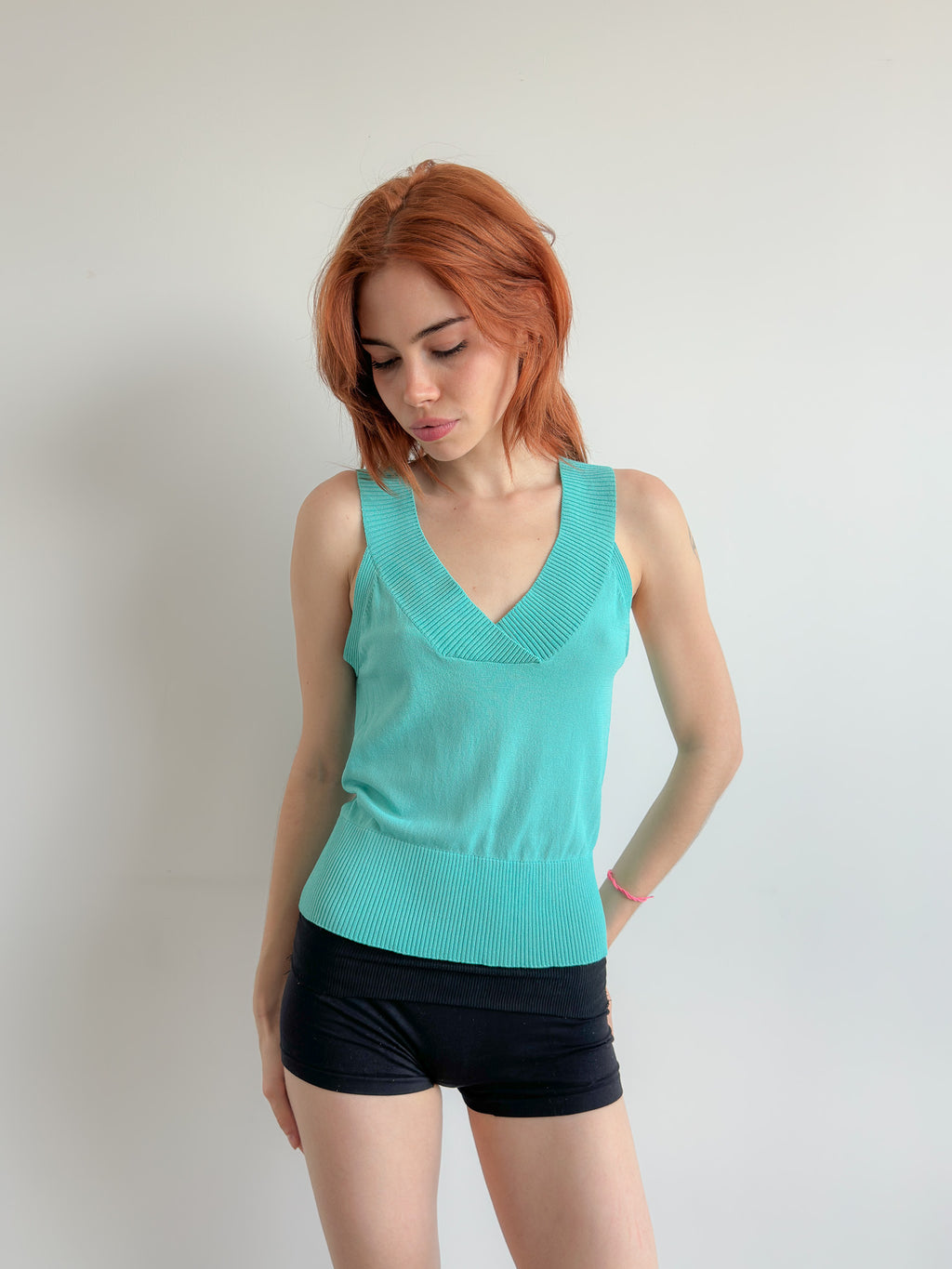 aqua knit vest / size s