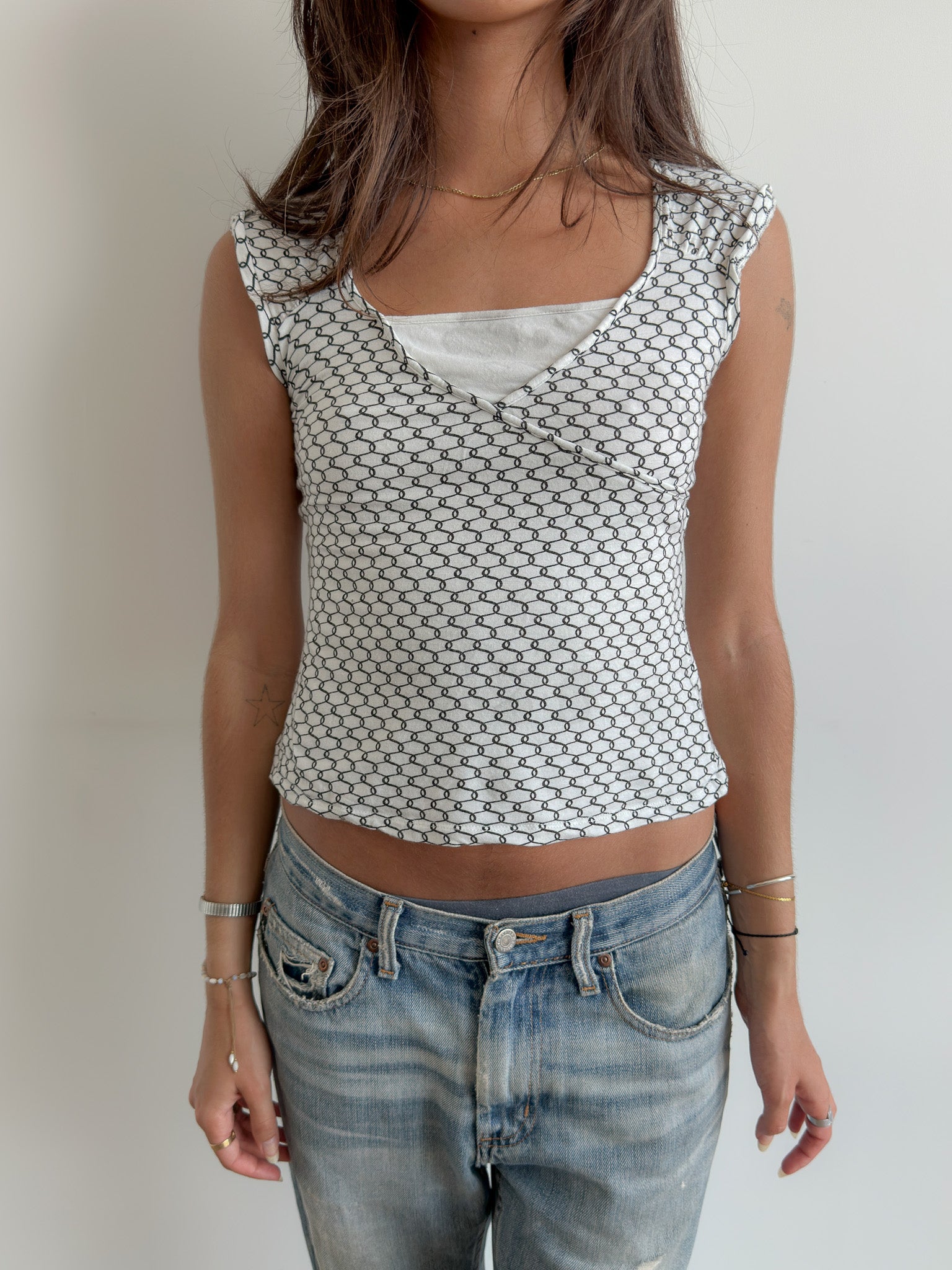 layered baby tee / size s