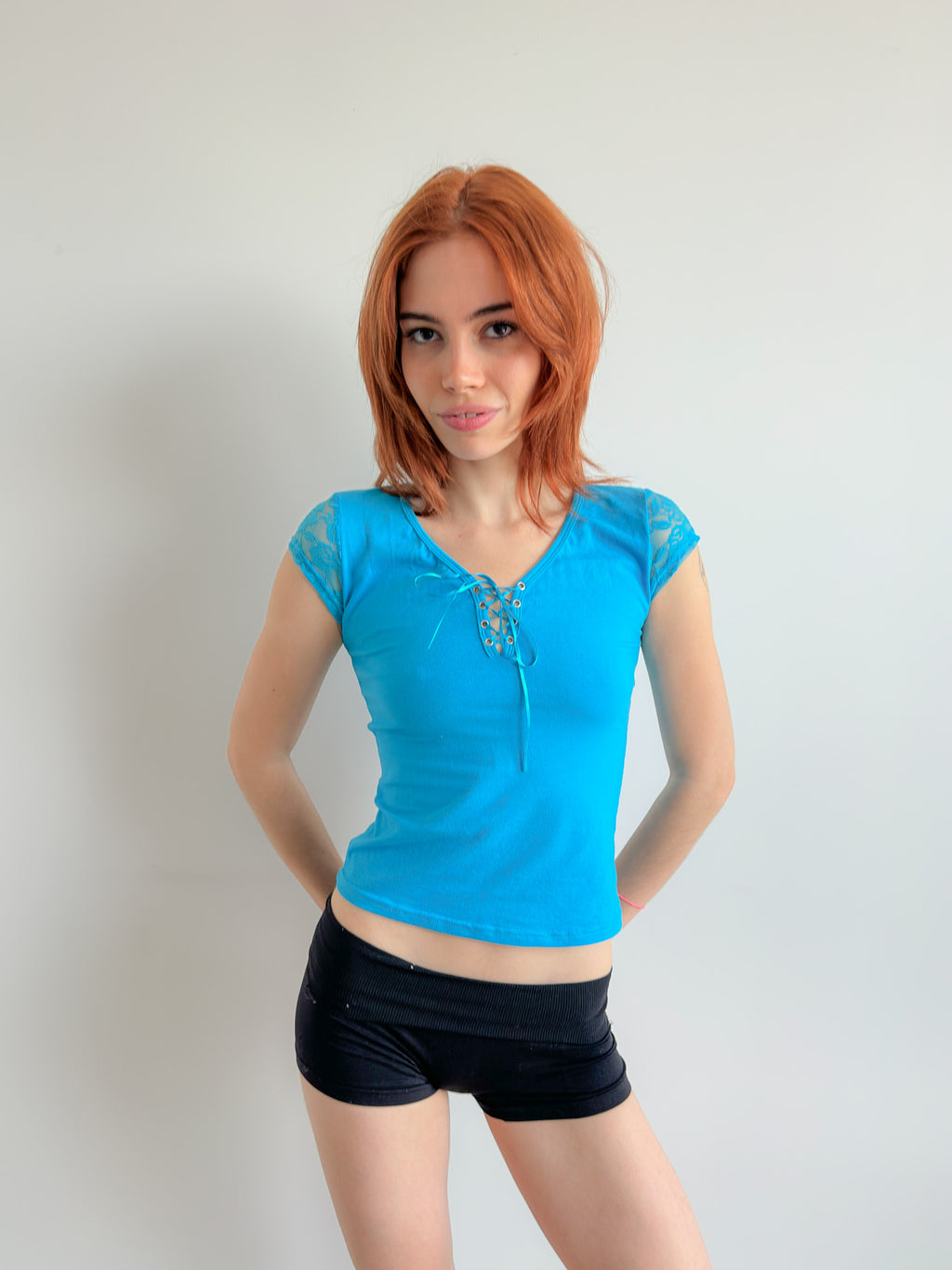 lace baby tee / size xs-s