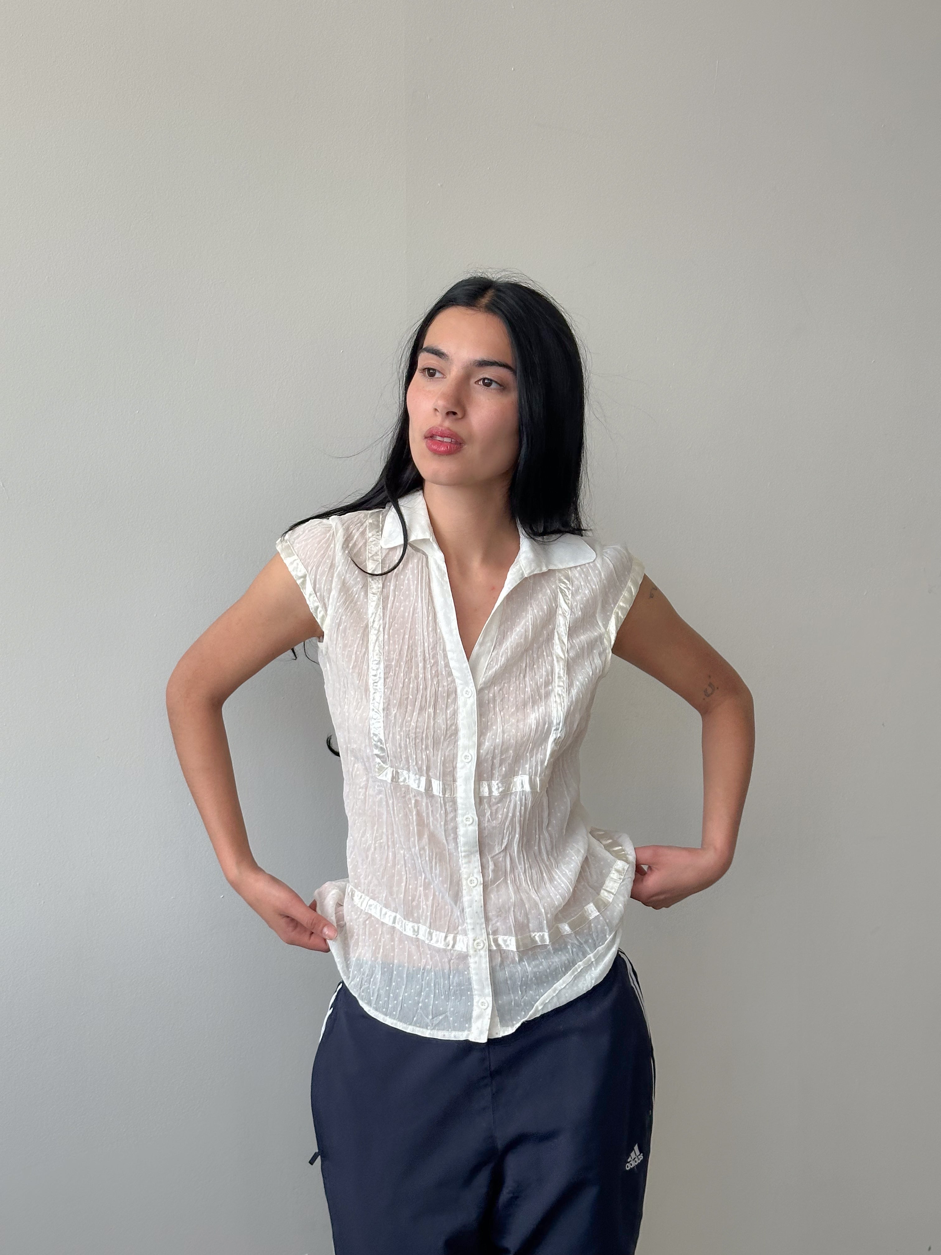sheer button up / size m
