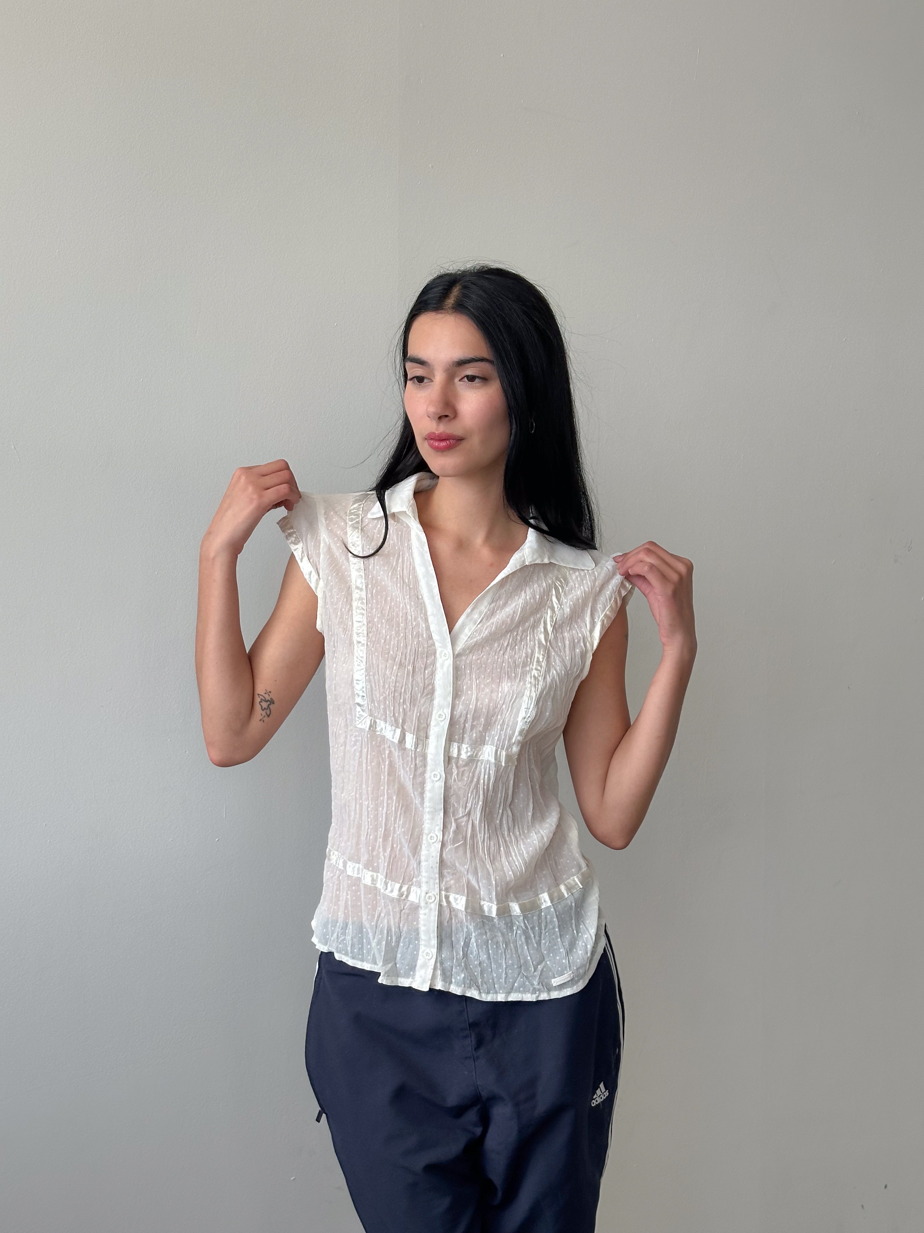 sheer button up / size m