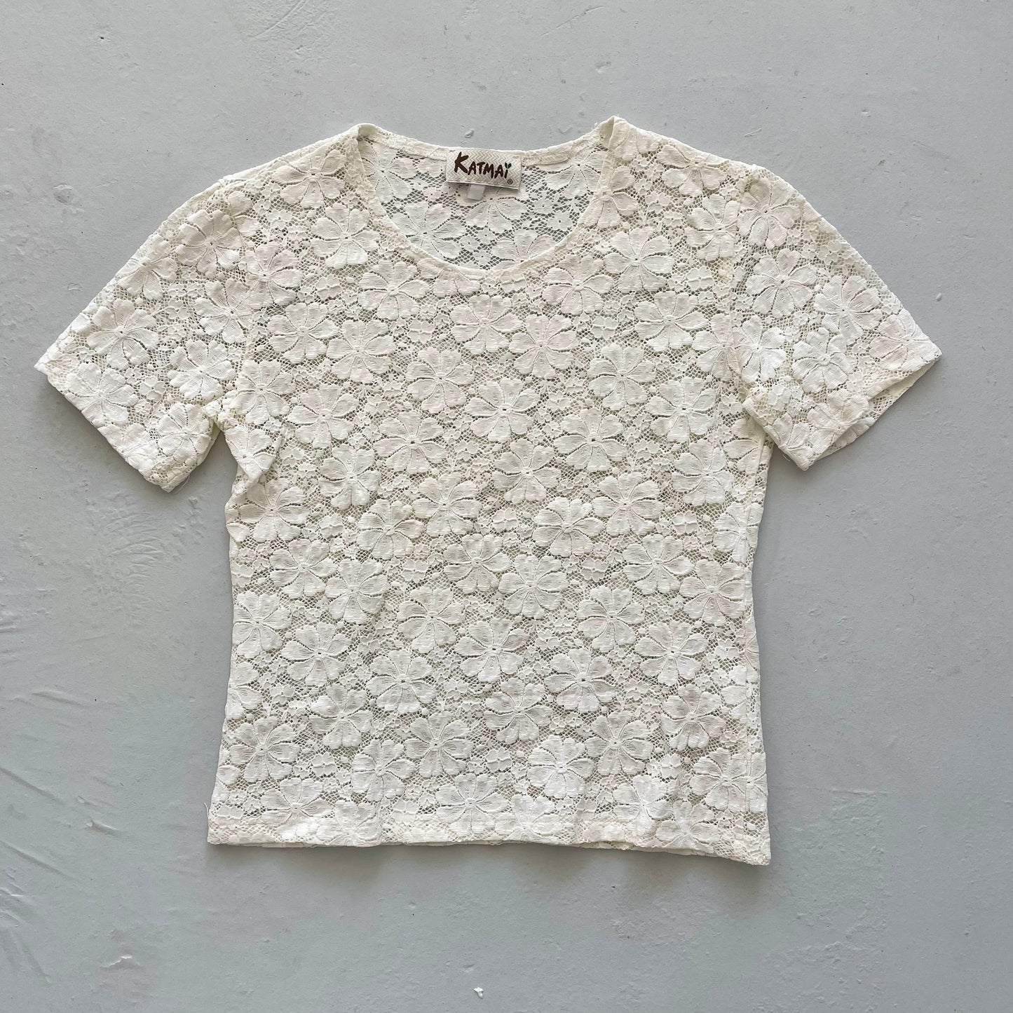 Vintage 00’s Lace Baby Tee - Size M